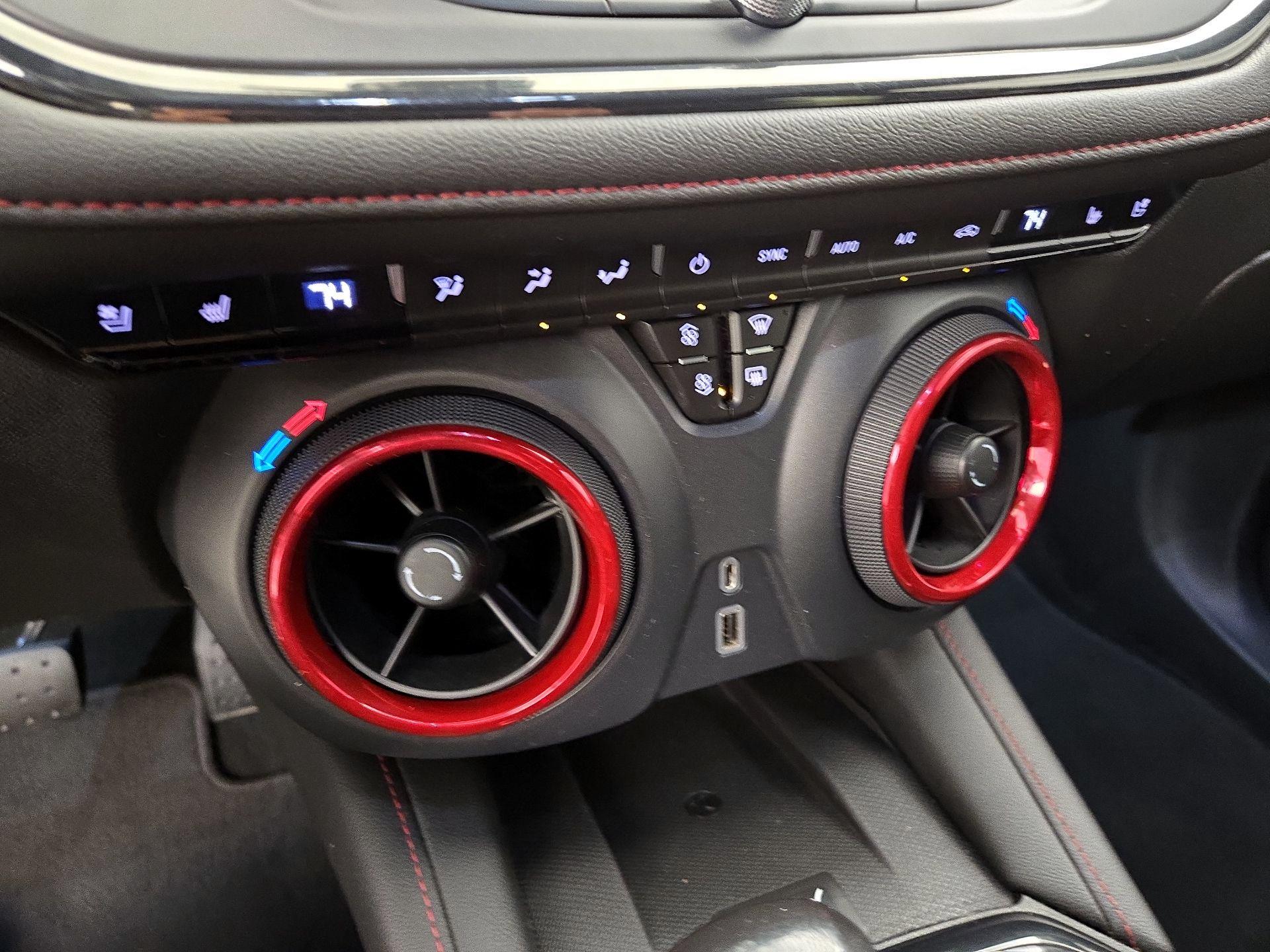 Thumbnail: 2021 Chevrolet Blazer - 17