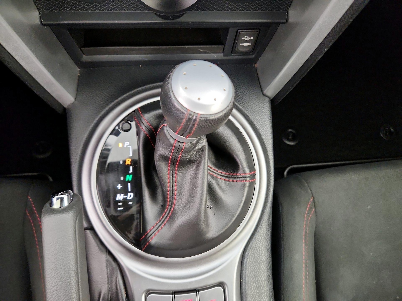 2016 Scion FR-S - Photo 18