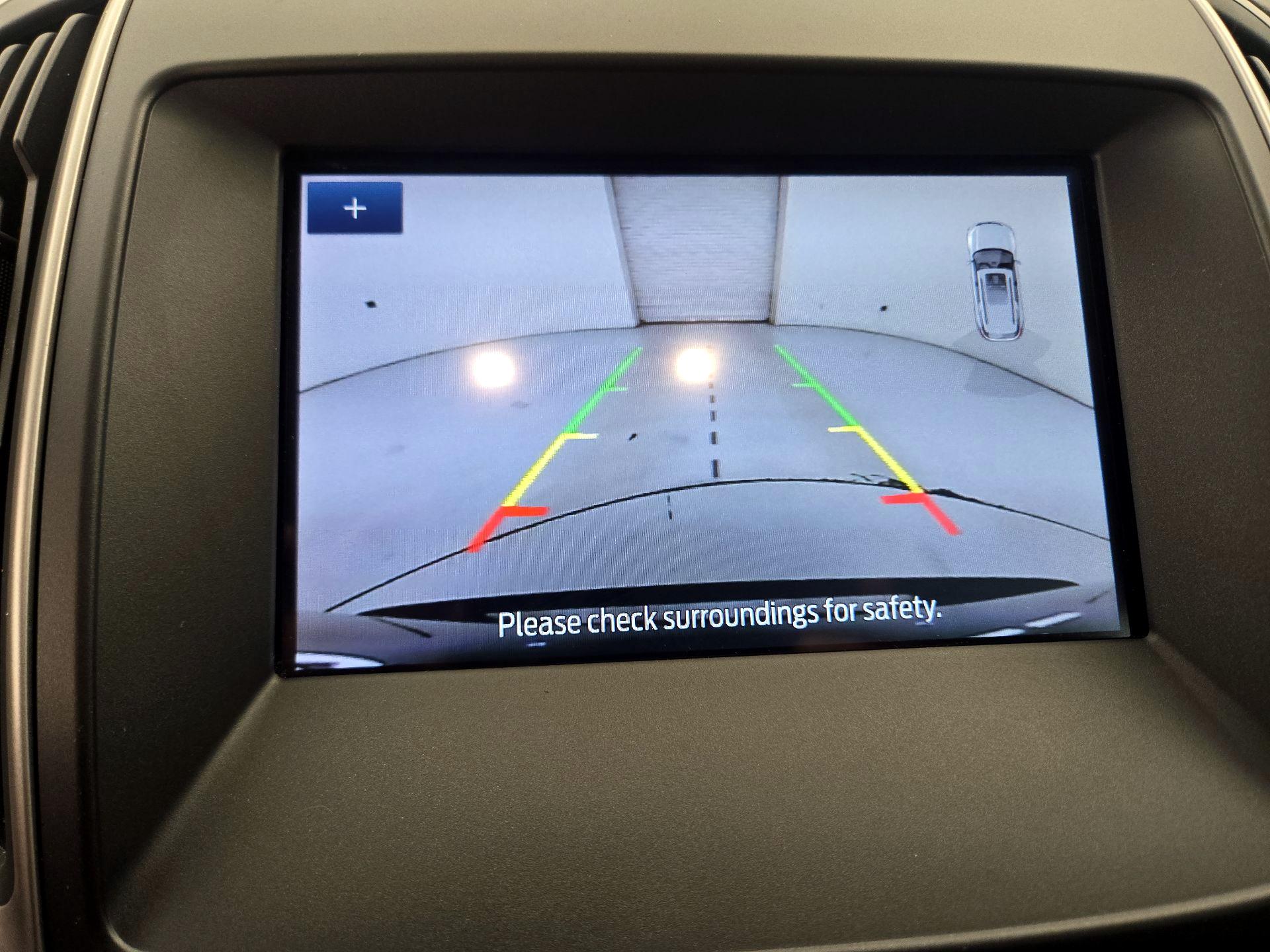 Thumbnail: 2020 Ford Edge - 15