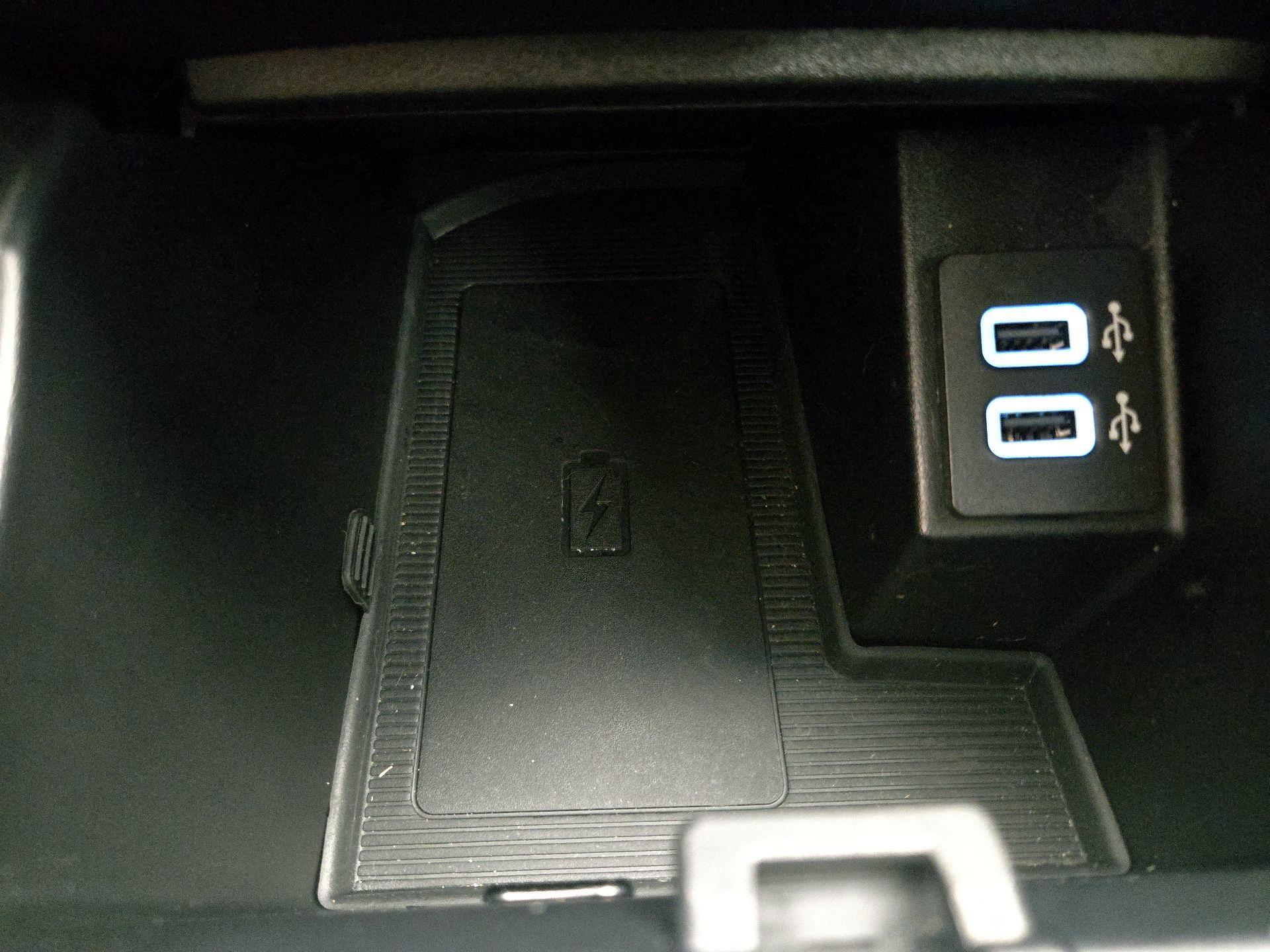 Thumbnail: 2020 Ford Edge - 19