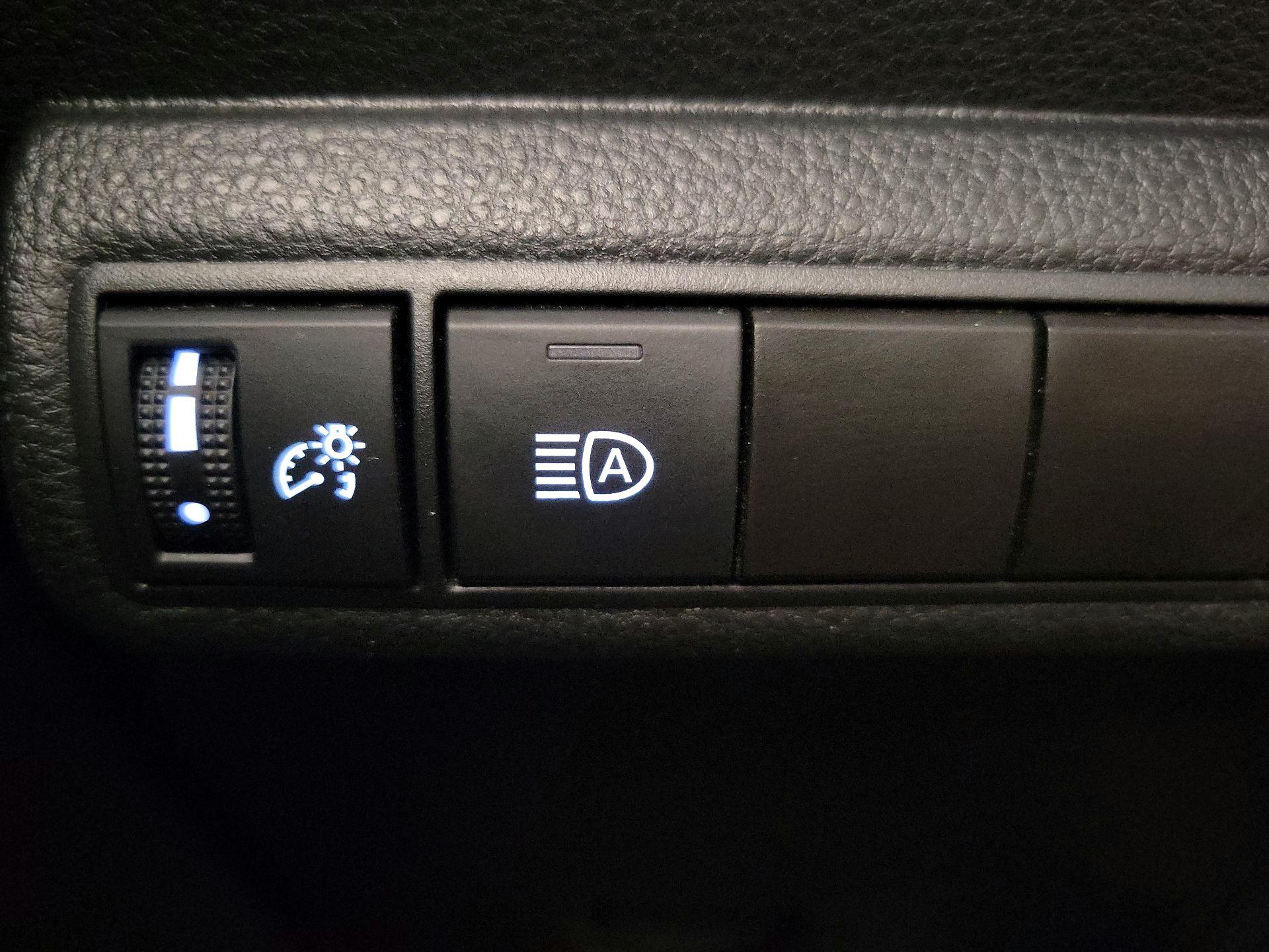 Thumbnail: 2024 Toyota Corolla - 13