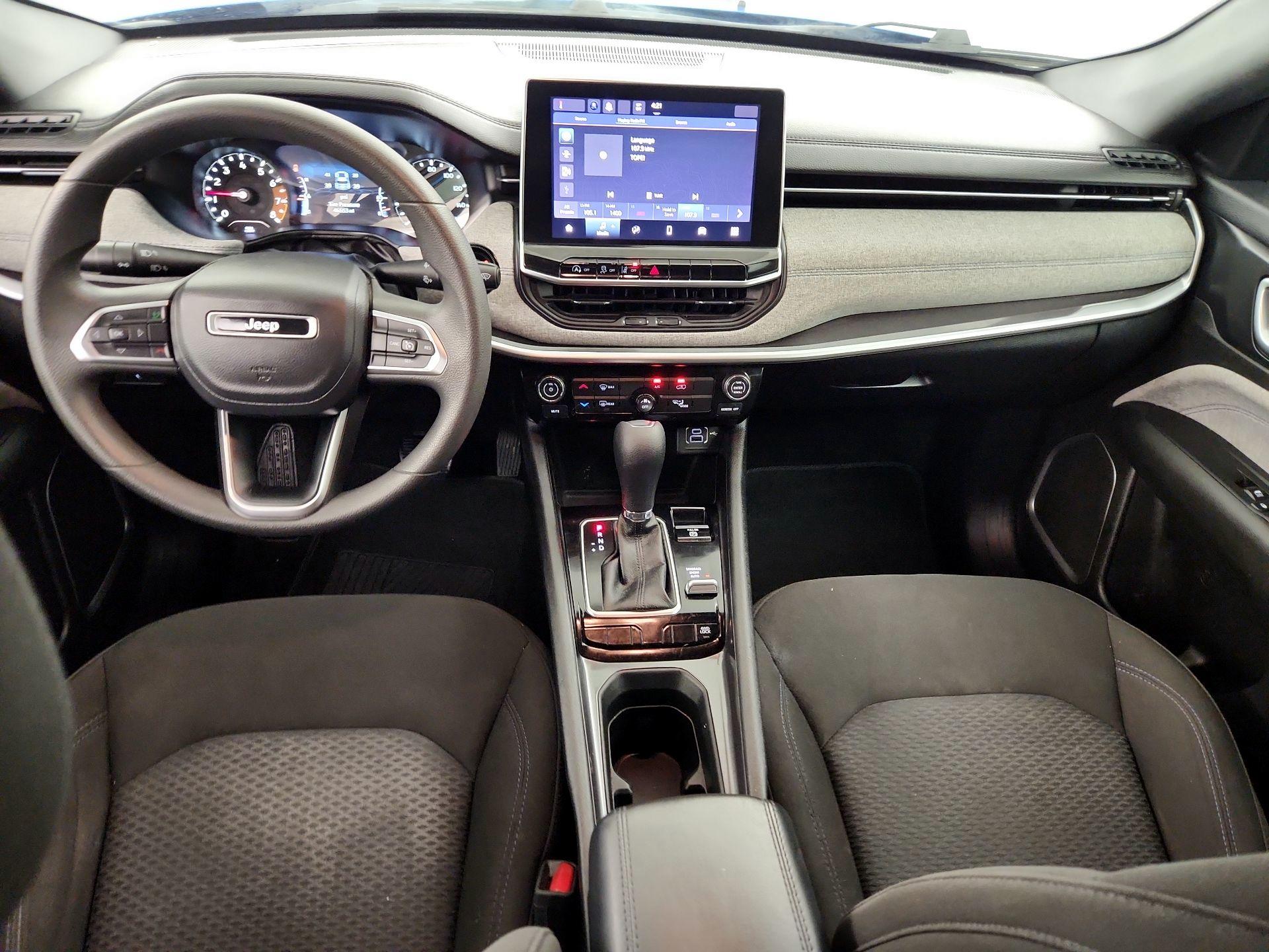 Thumbnail: 2023 Jeep Compass - 9