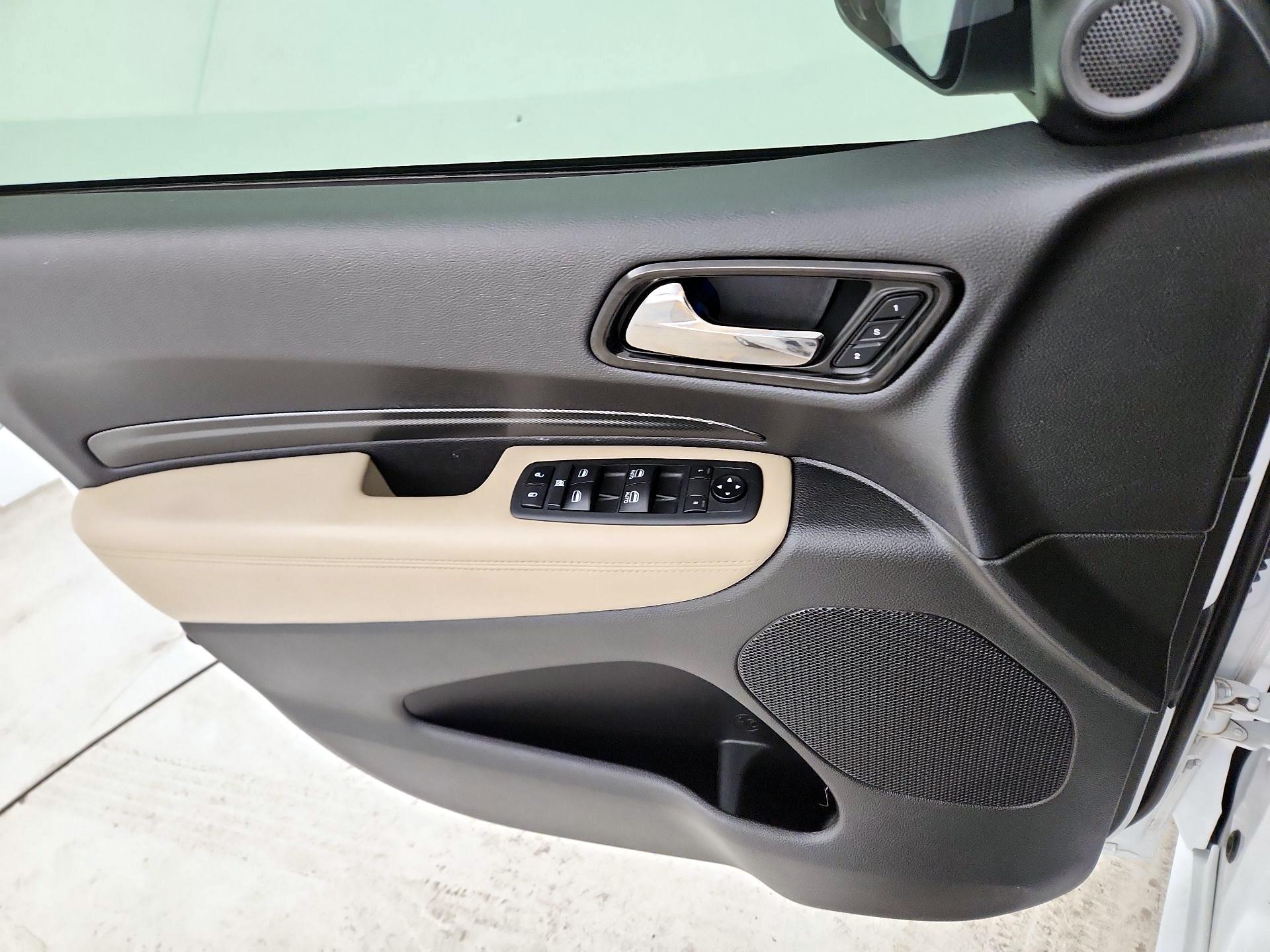 Thumbnail: 2021 Dodge Durango - 12