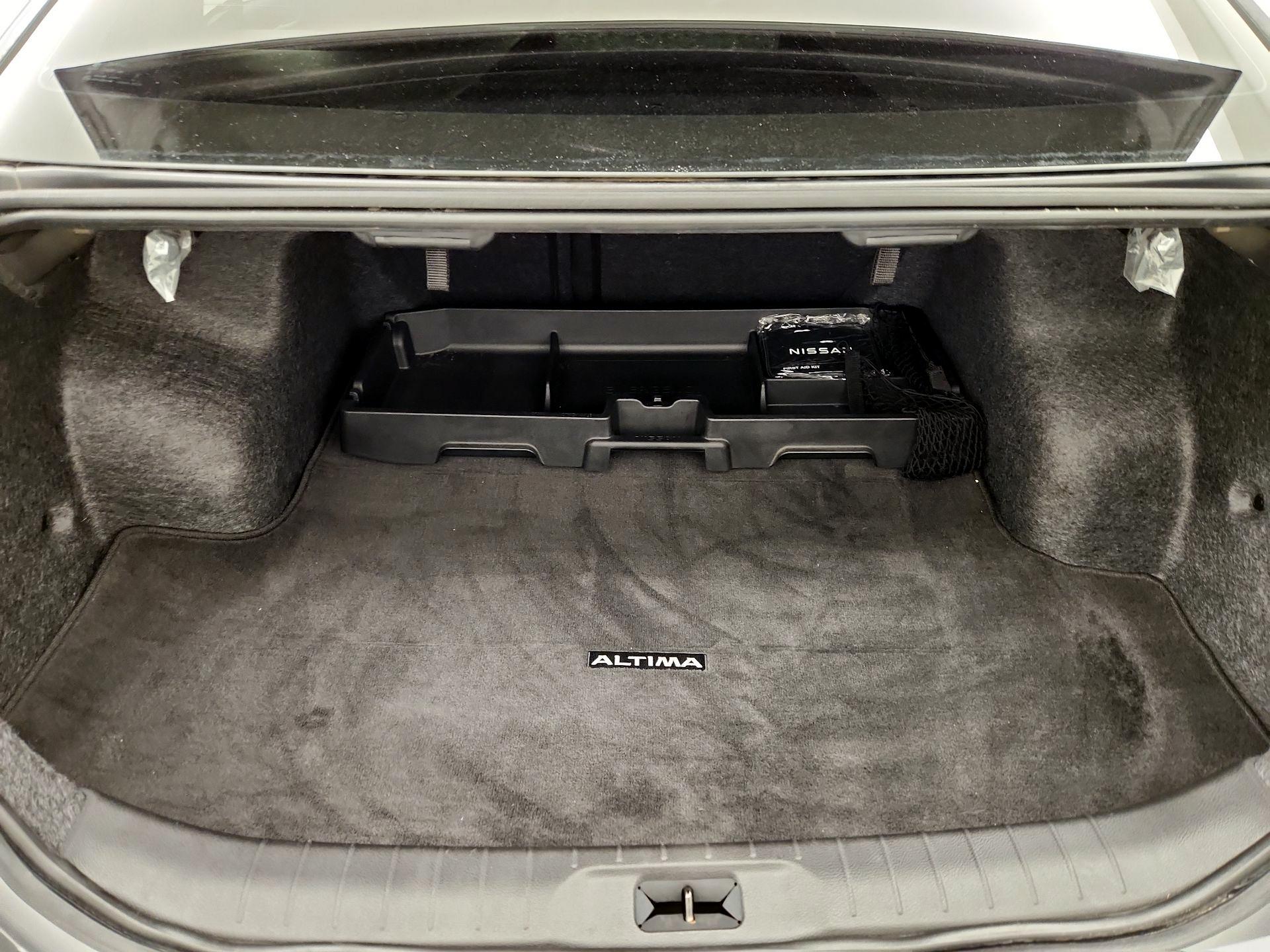 Thumbnail: 2024 Nissan Altima - 20