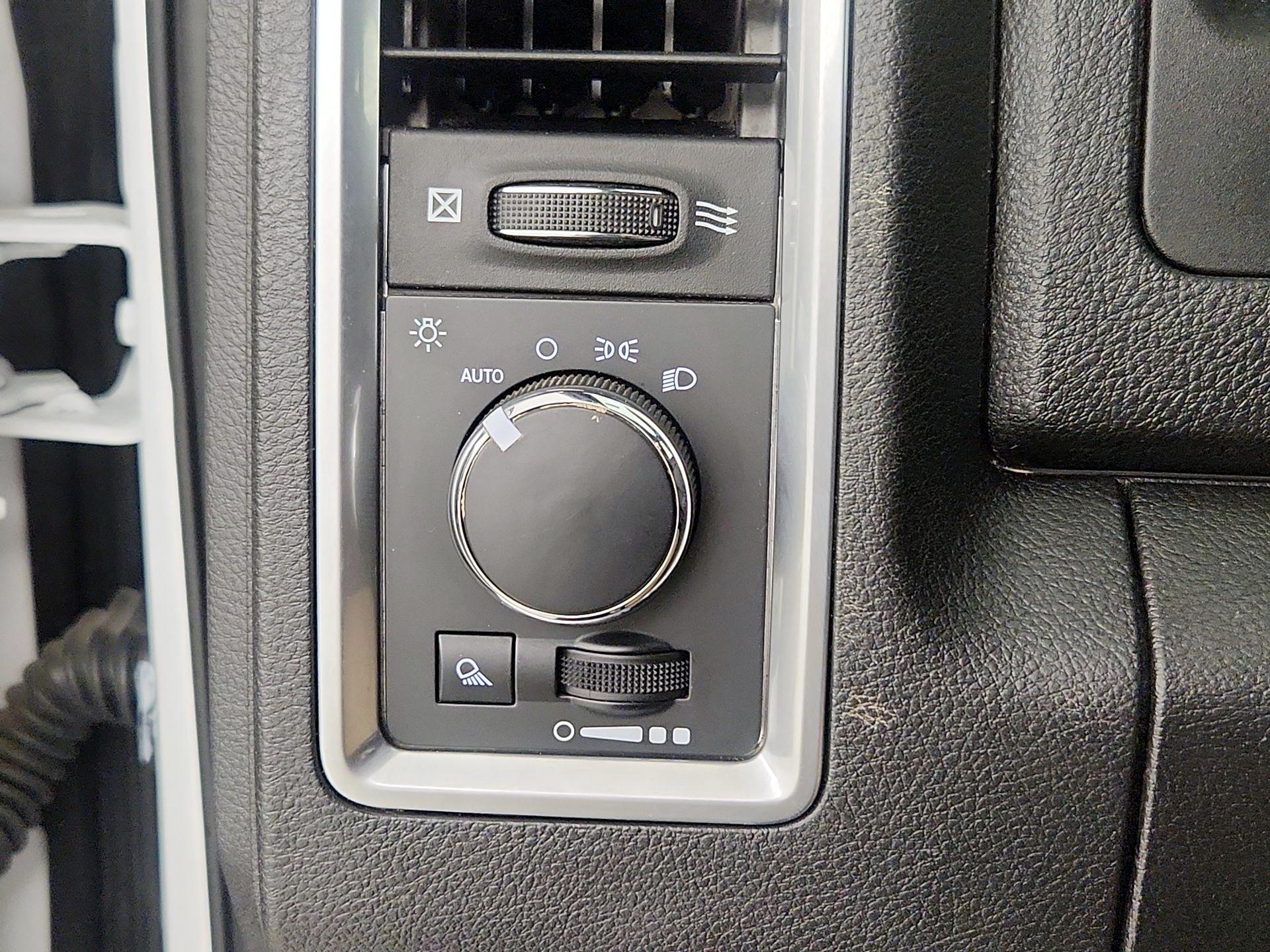 Thumbnail: 2024 RAM 1500 Classic - 13