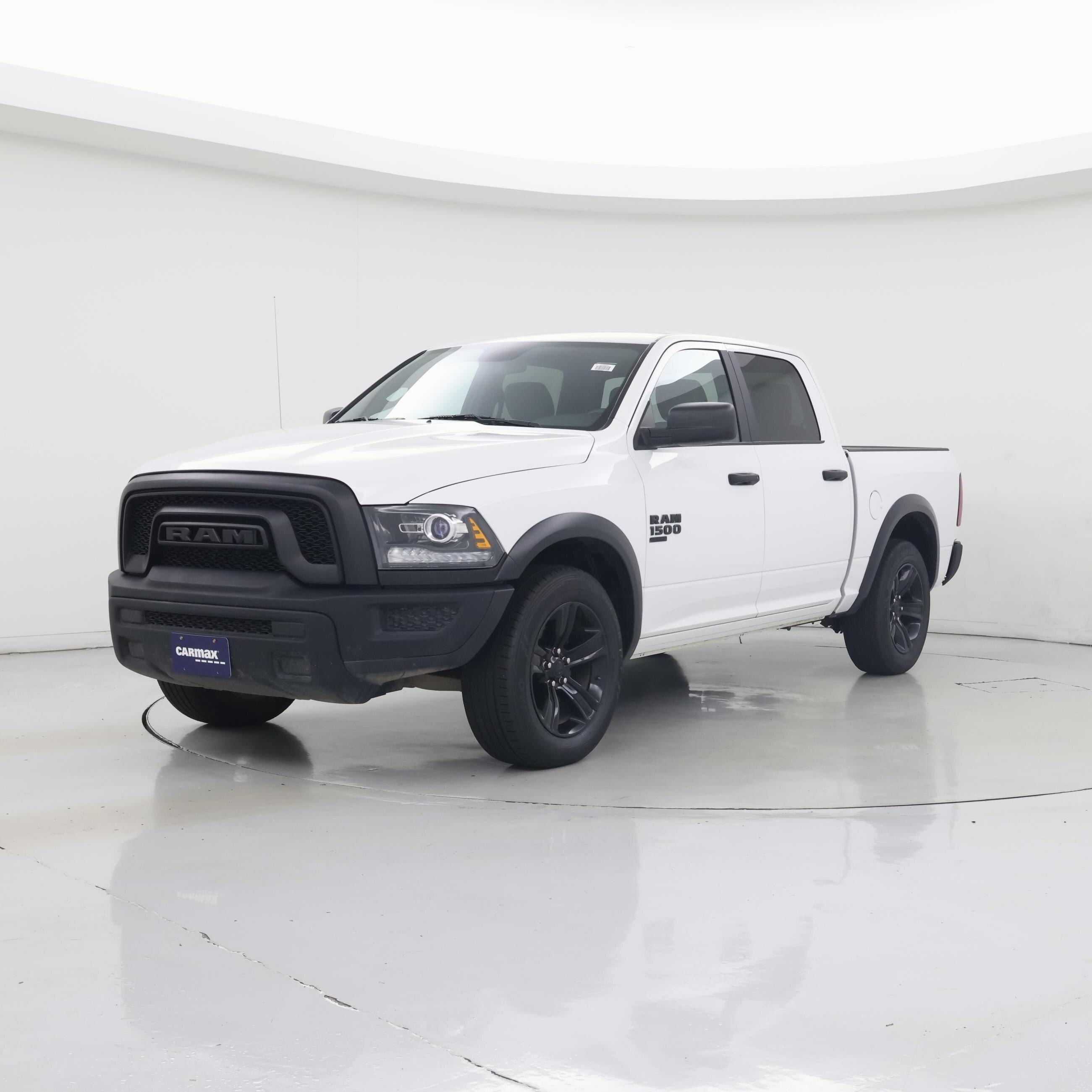 Thumbnail: 2024 RAM 1500 Classic - 4