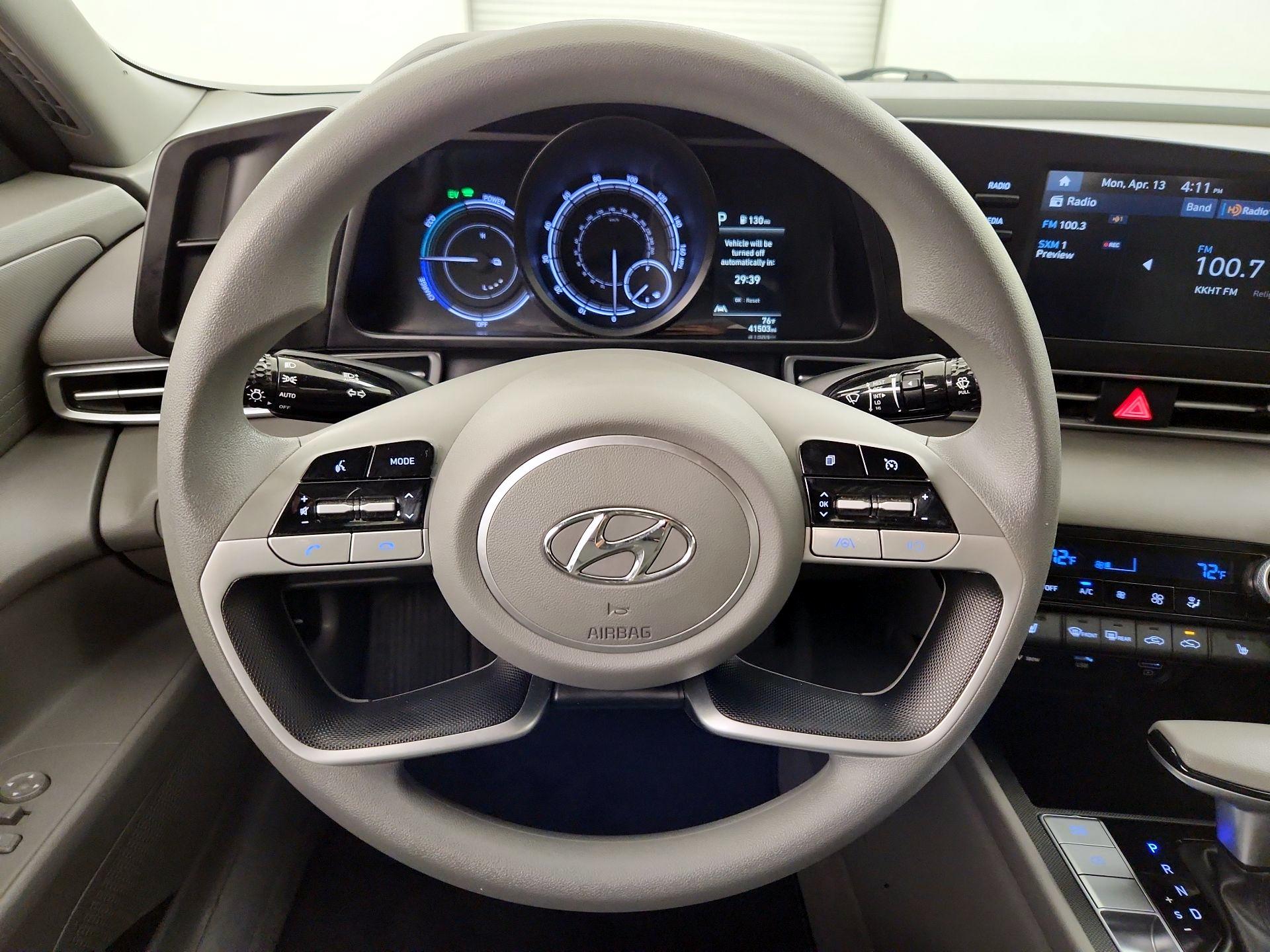 Thumbnail: 2023 Hyundai Elantra - 10