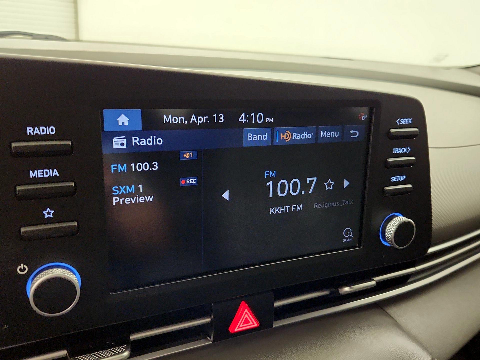 Thumbnail: 2023 Hyundai Elantra - 15