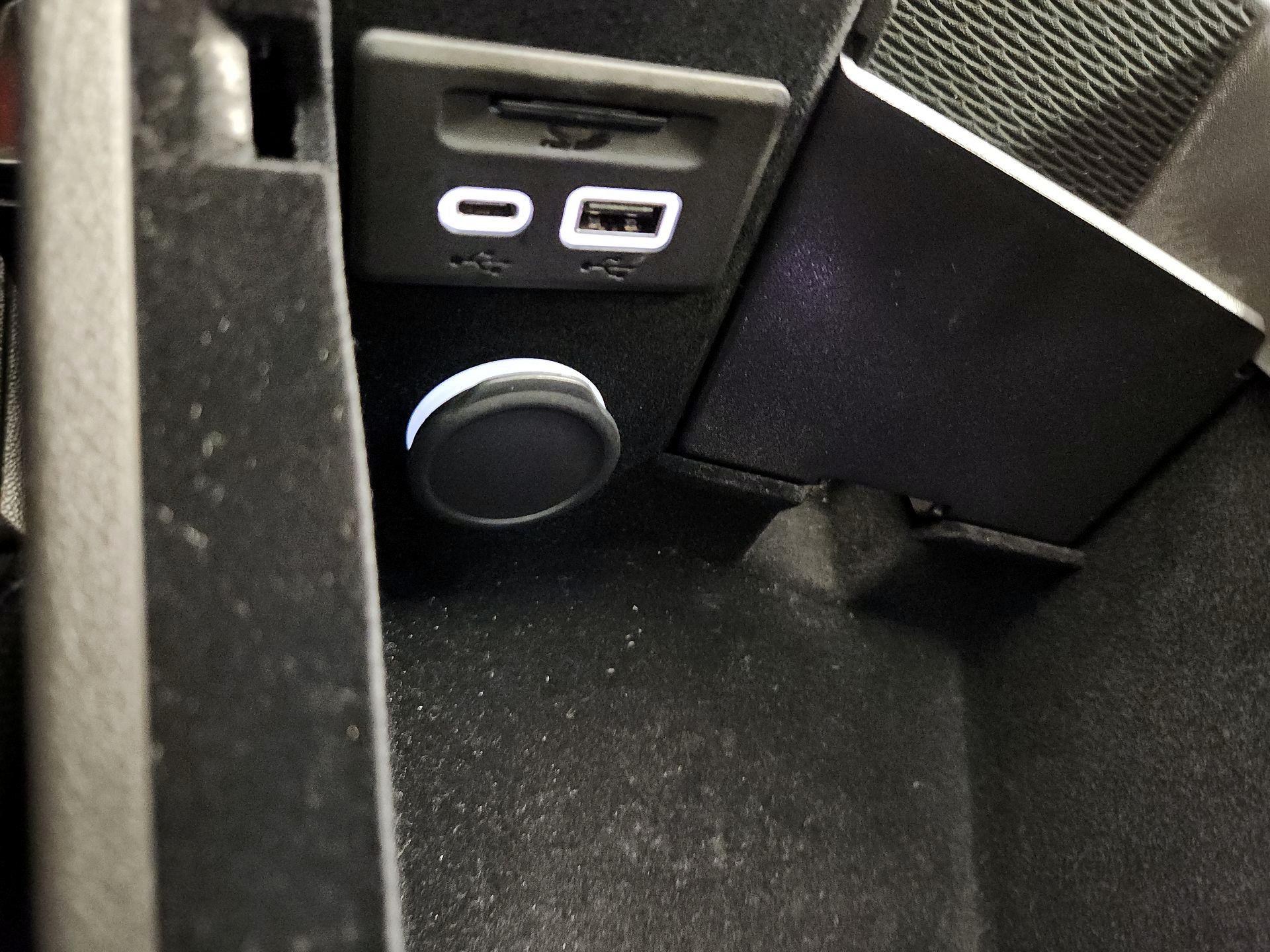 Thumbnail: 2024 Cadillac CT5 - 19