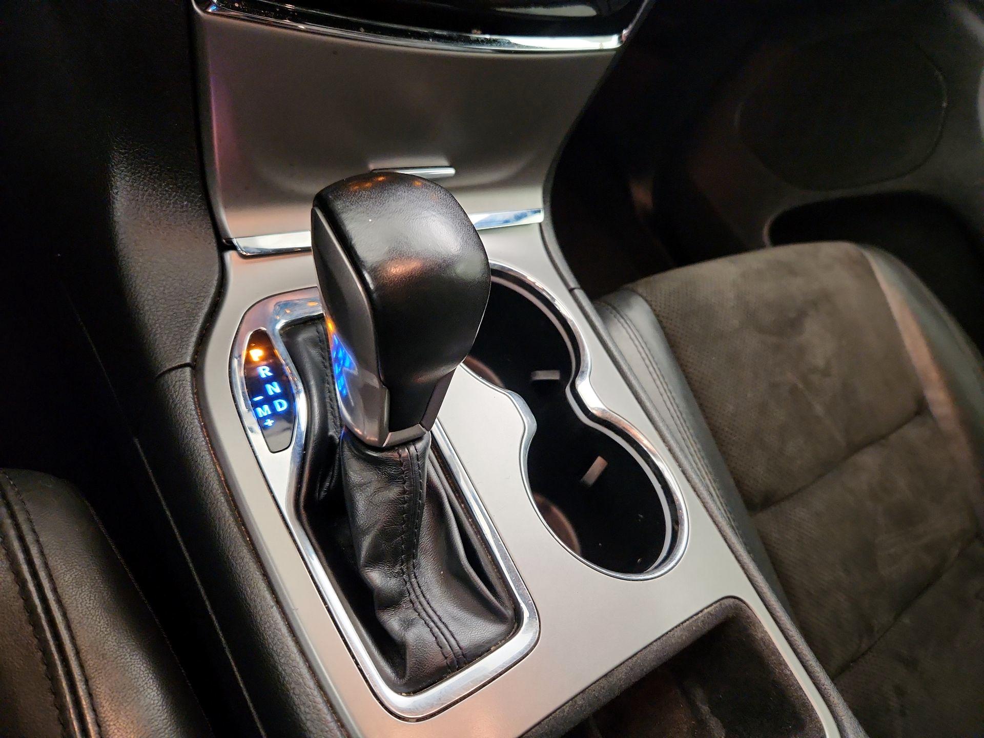 Thumbnail: 2020 Jeep Grand Cherokee - 18