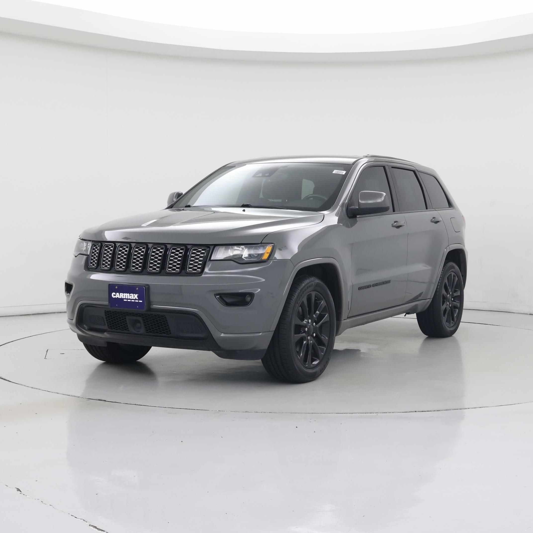 Thumbnail: 2020 Jeep Grand Cherokee - 4