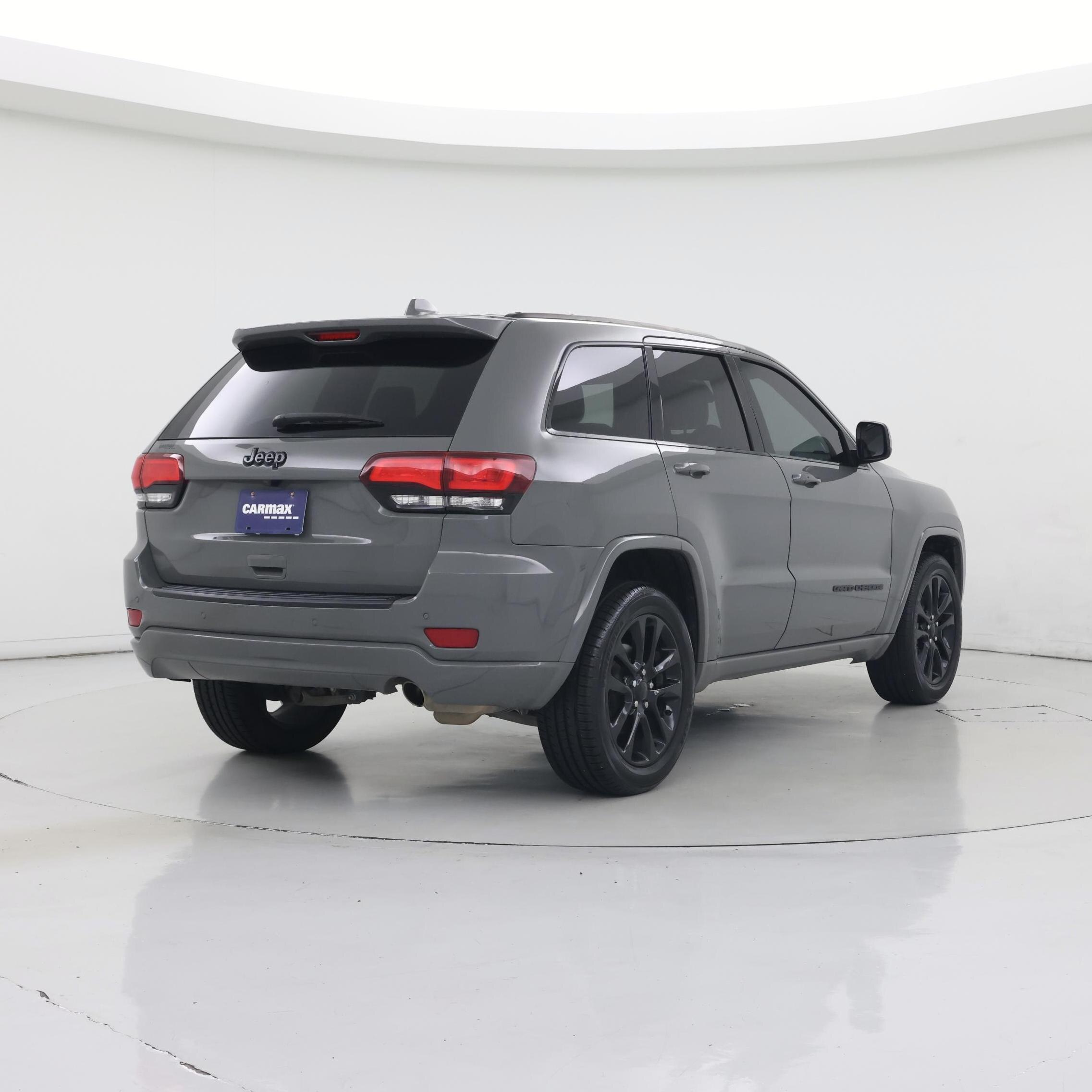 Thumbnail: 2020 Jeep Grand Cherokee - 8