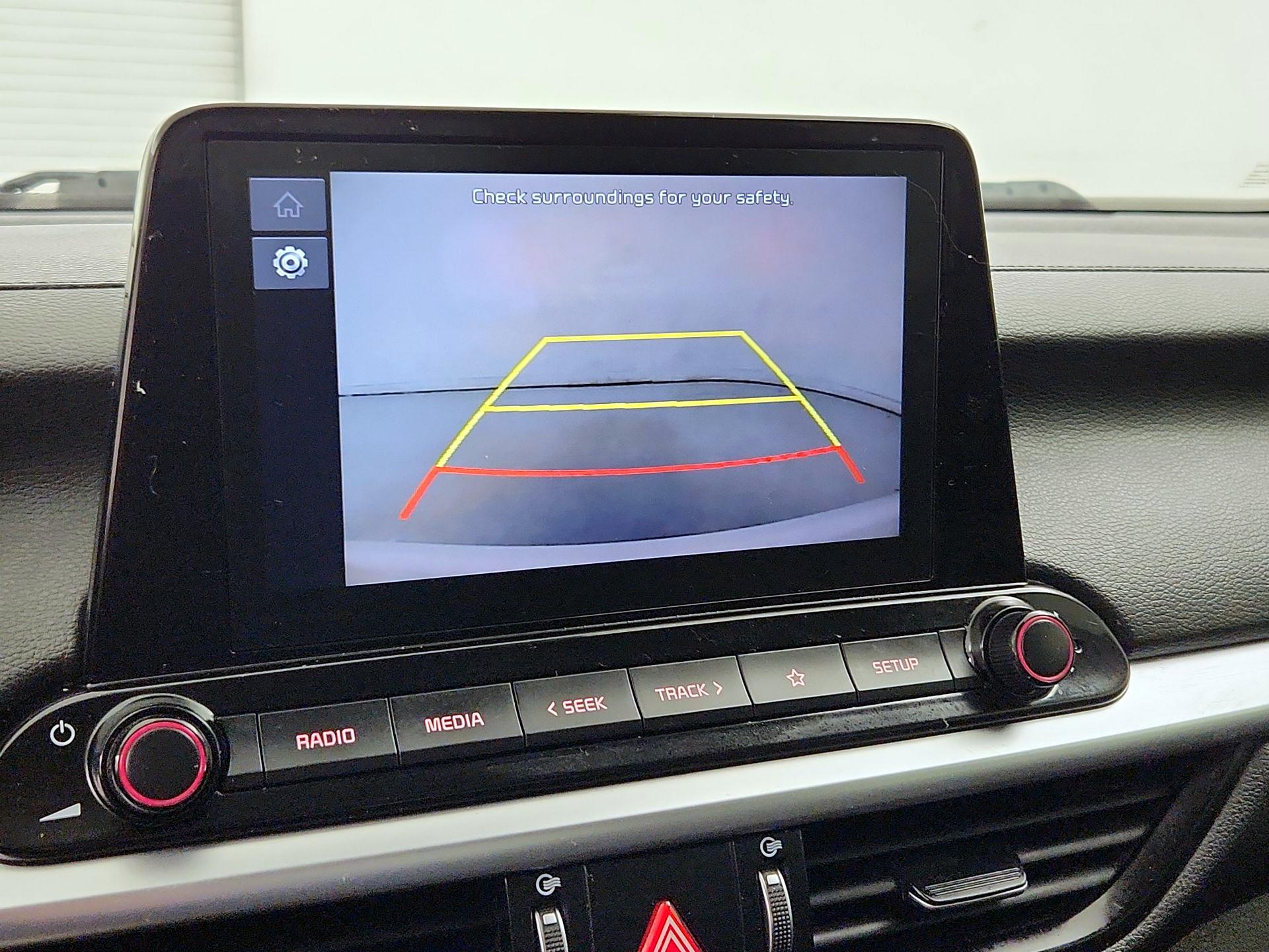 Thumbnail: 2022 Kia Forte - 14