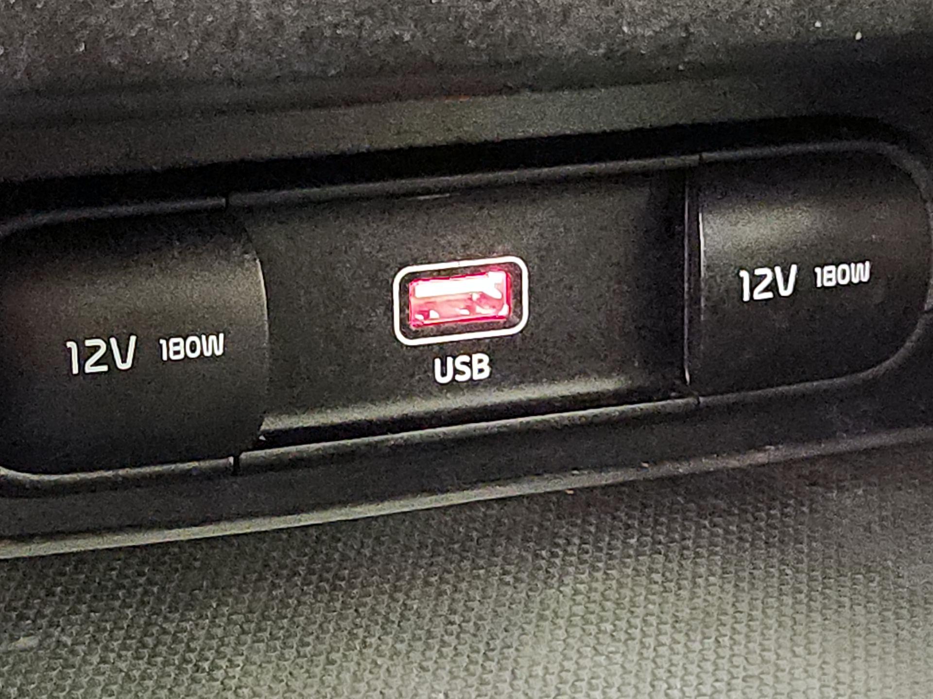 Thumbnail: 2022 Kia Forte - 18