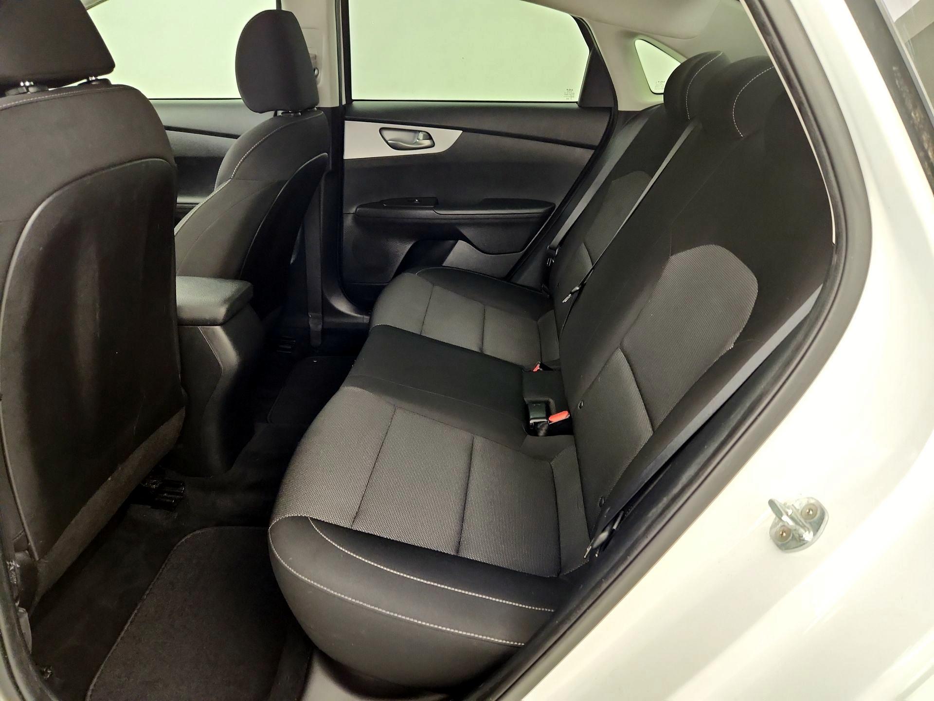 Thumbnail: 2022 Kia Forte - 19