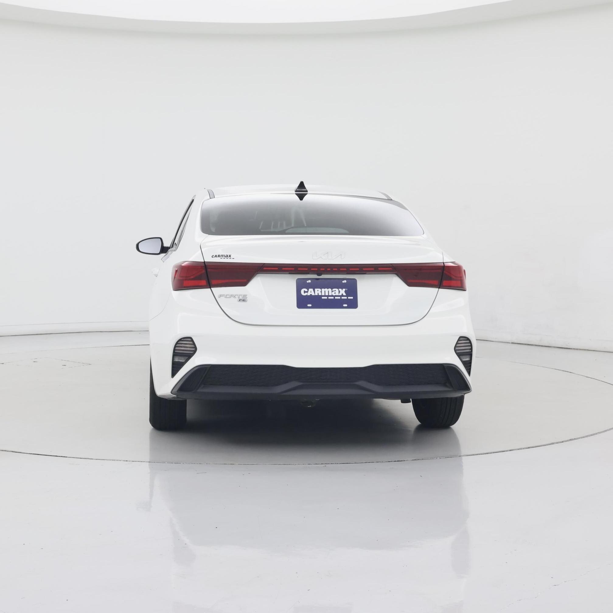 Thumbnail: 2022 Kia Forte - 6