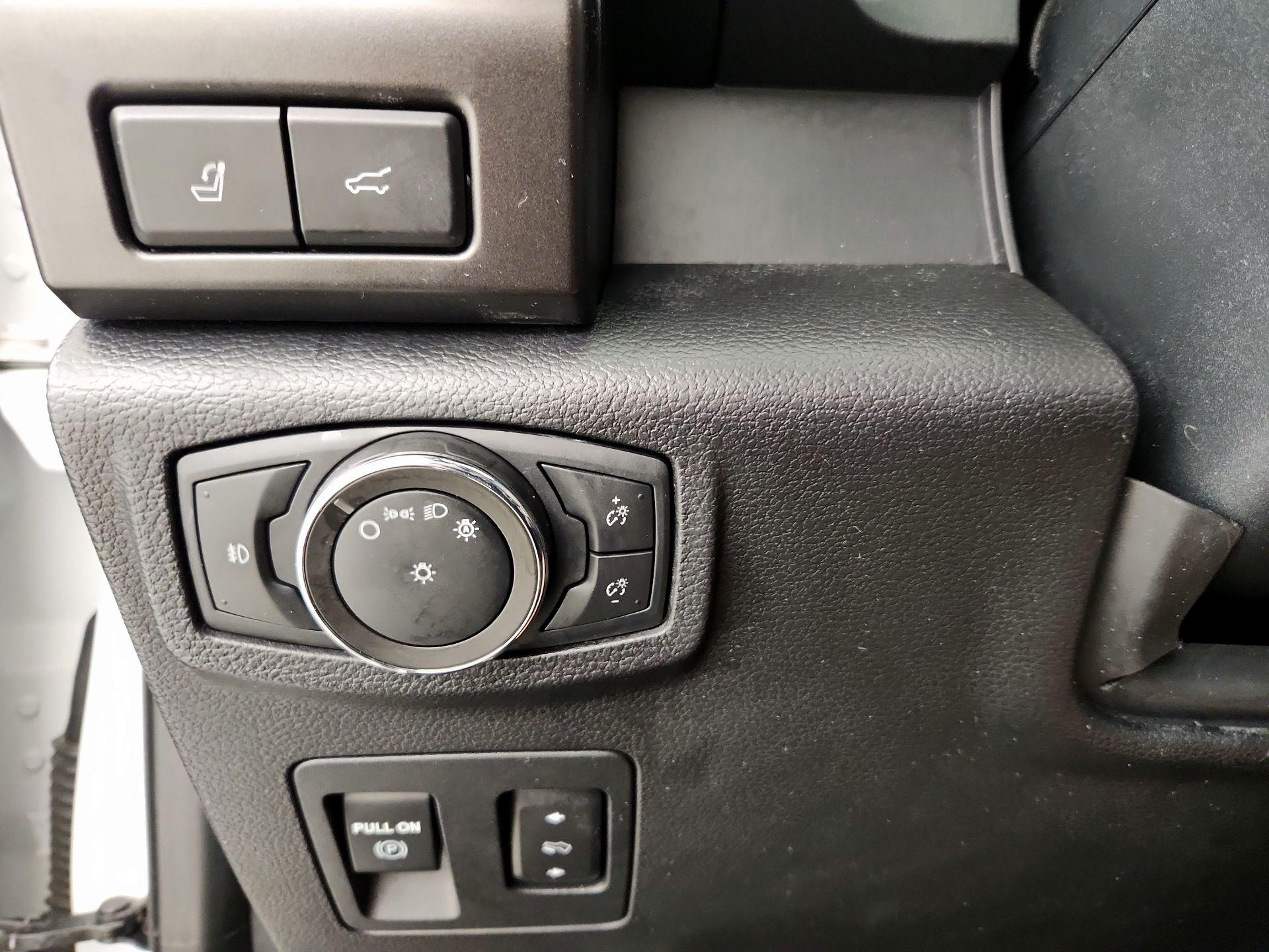 Thumbnail: 2021 Ford Expedition - 13