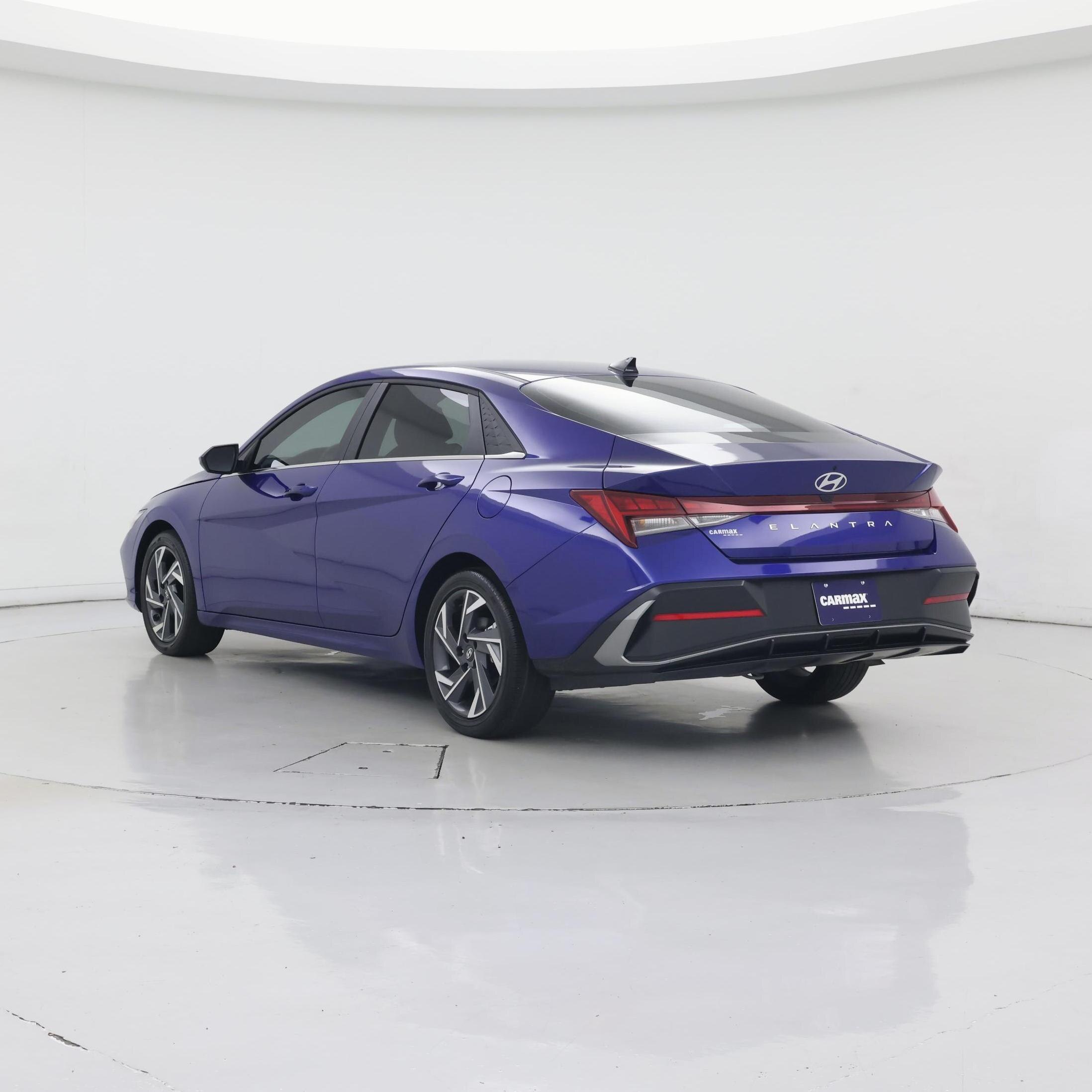 Thumbnail: 2025 Hyundai Elantra - 2