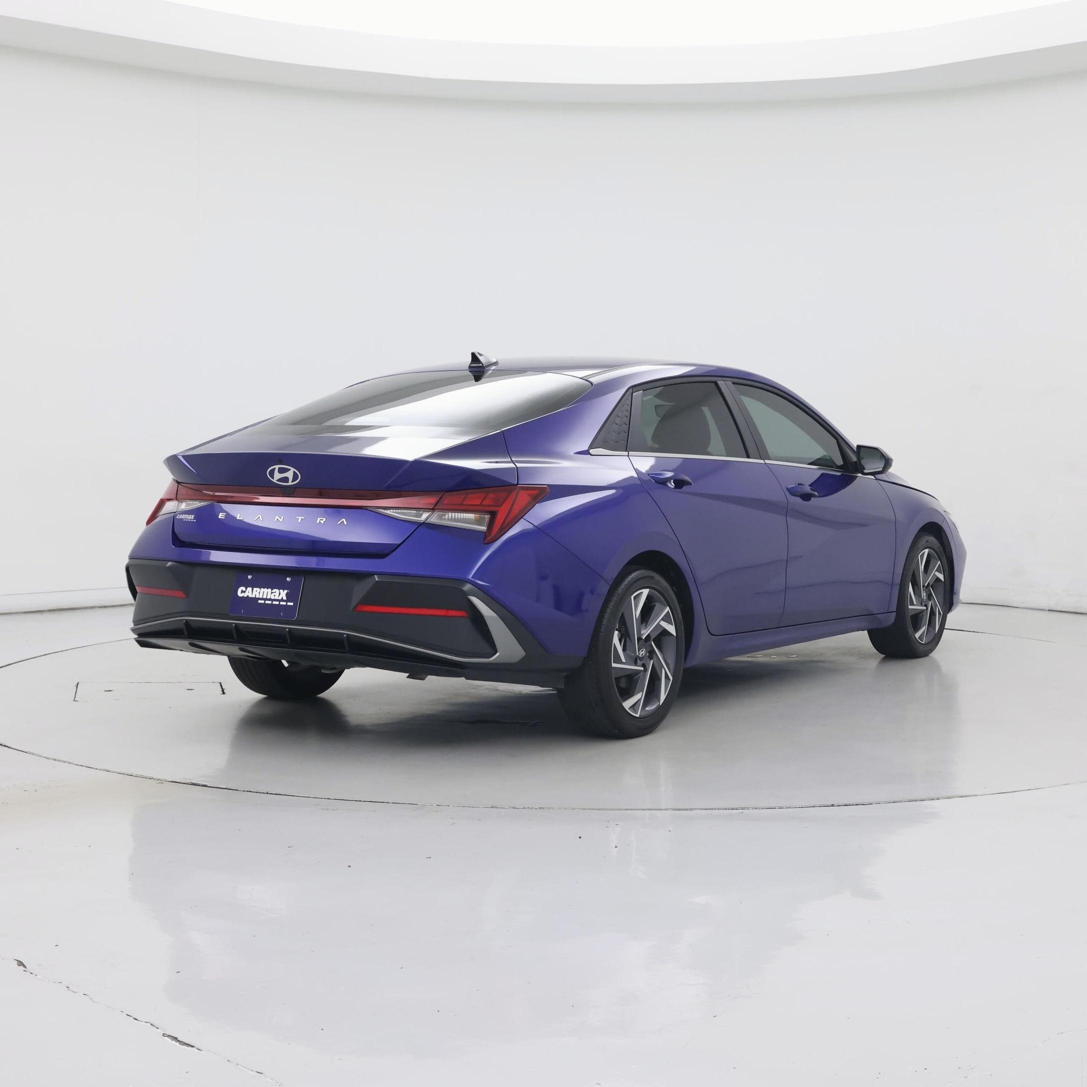 Thumbnail: 2025 Hyundai Elantra - 8