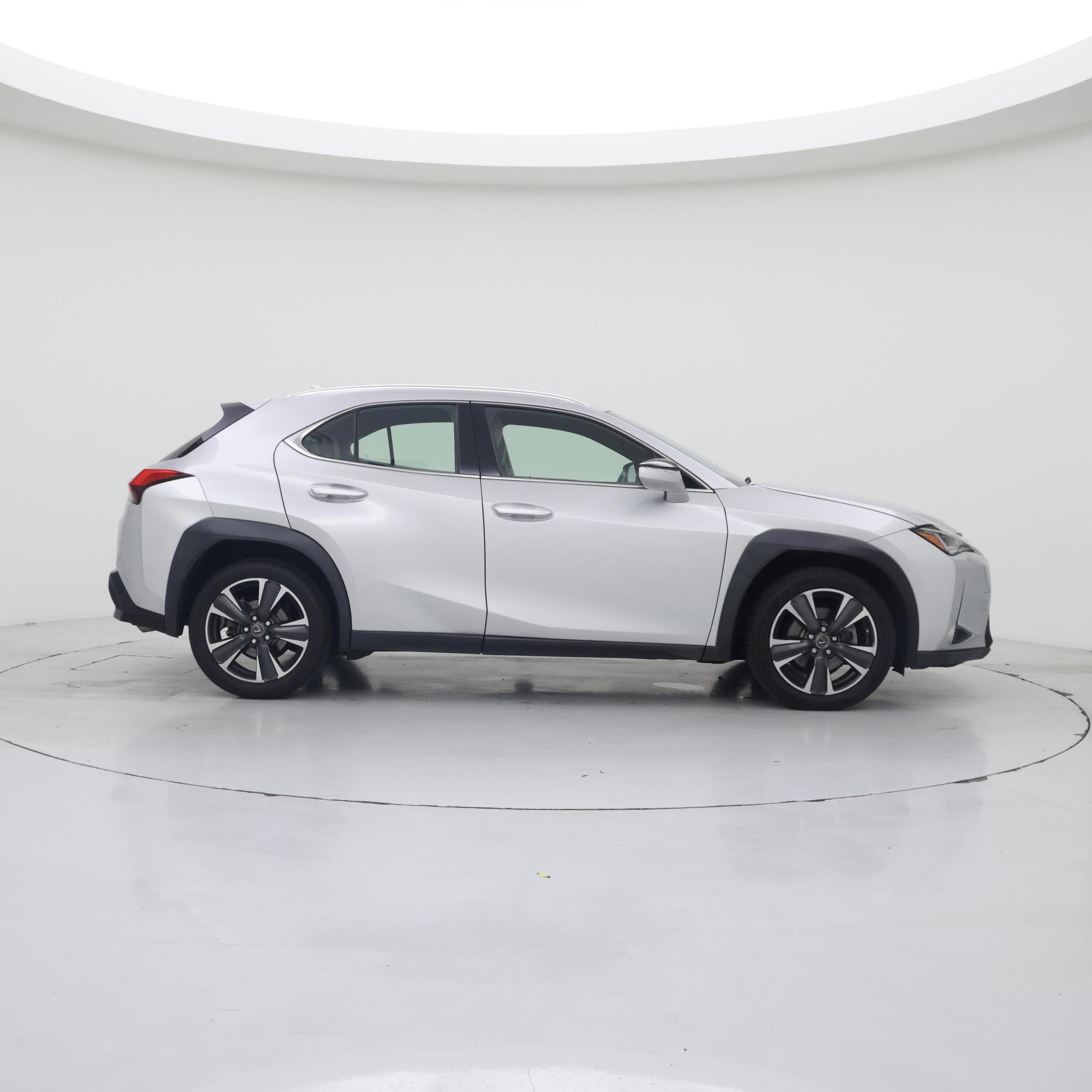 Thumbnail: 2020 Lexus UX - 7