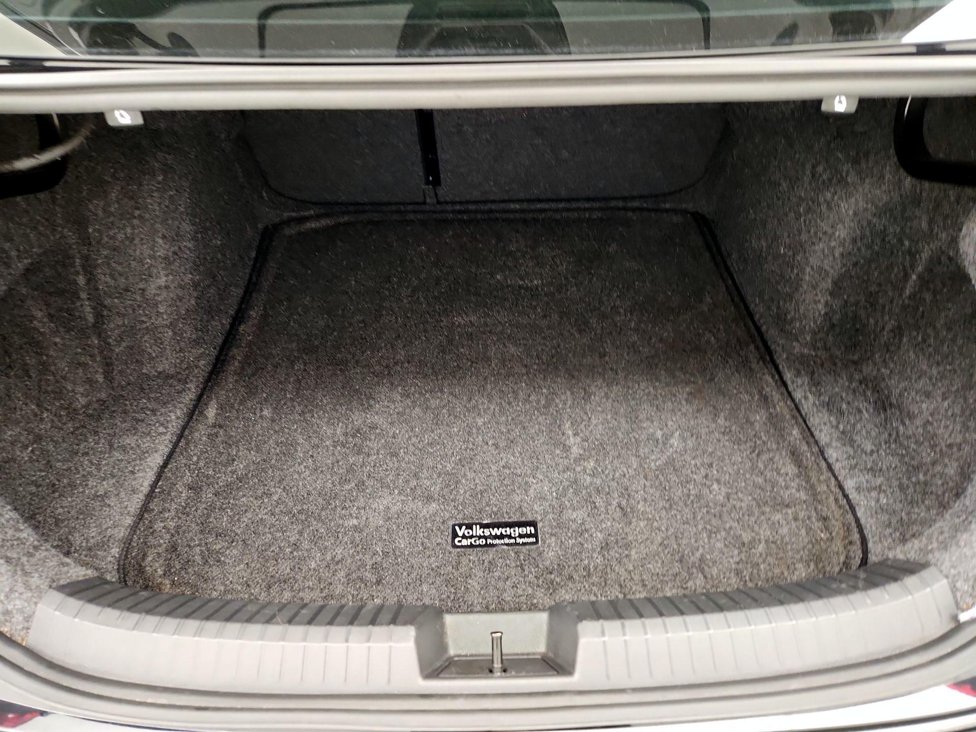 Thumbnail: 2023 Volkswagen Jetta - 20