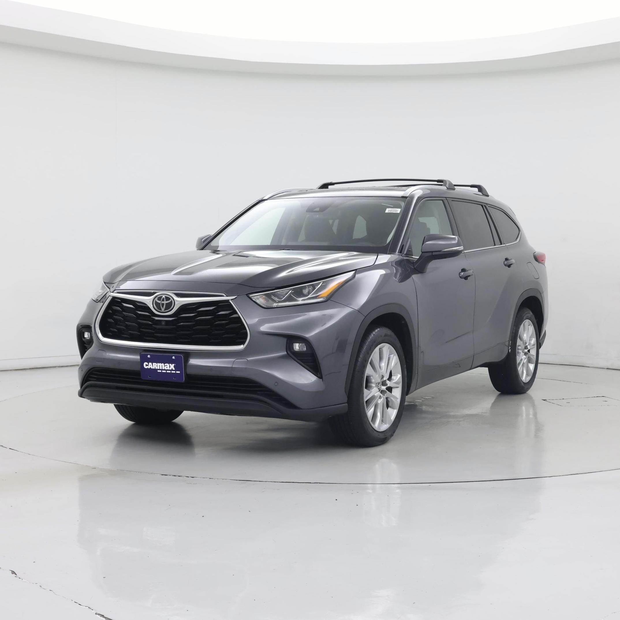 Thumbnail: 2021 Toyota Highlander - 4