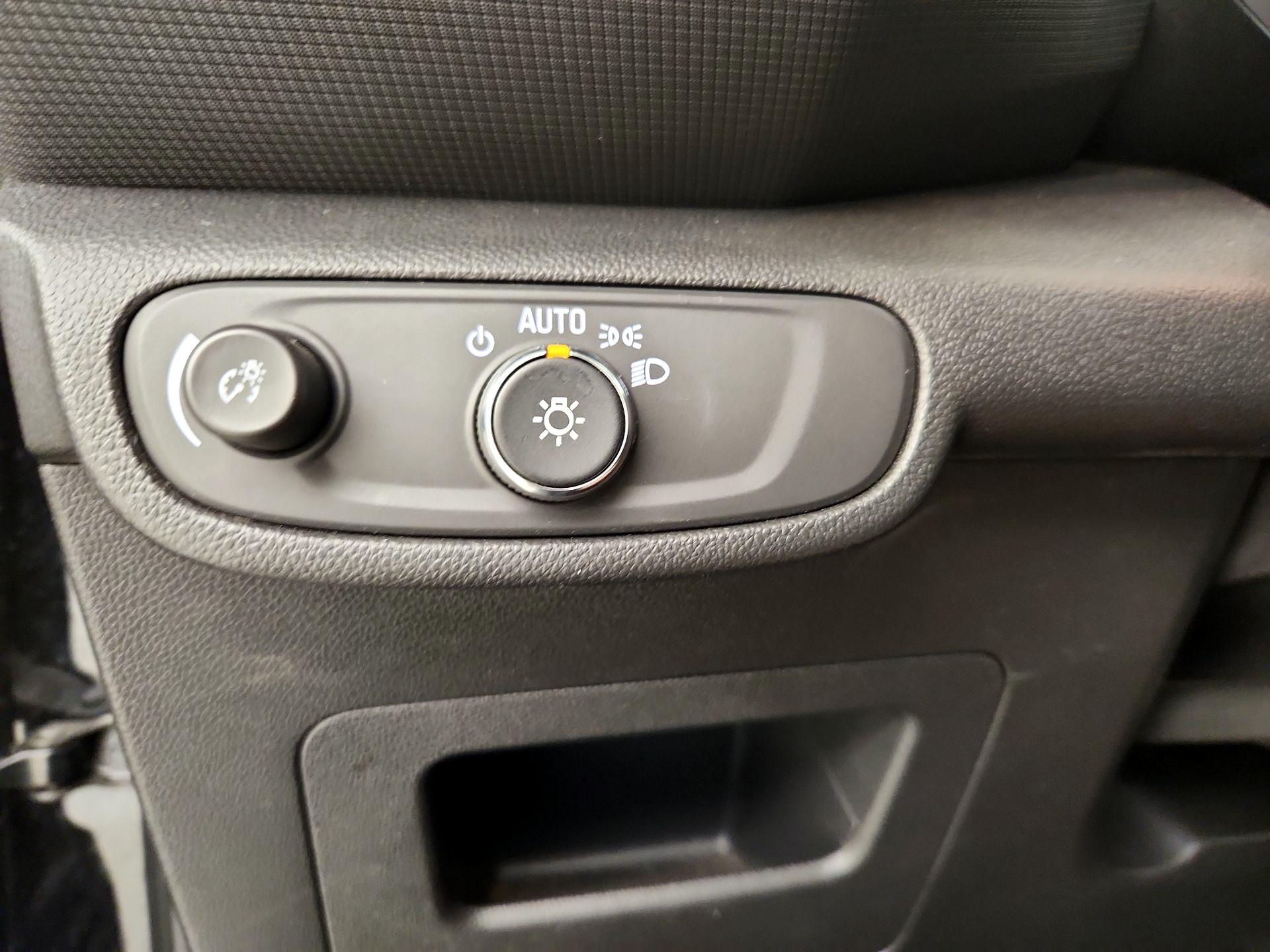 Thumbnail: 2021 Chevrolet TrailBlazer - 13