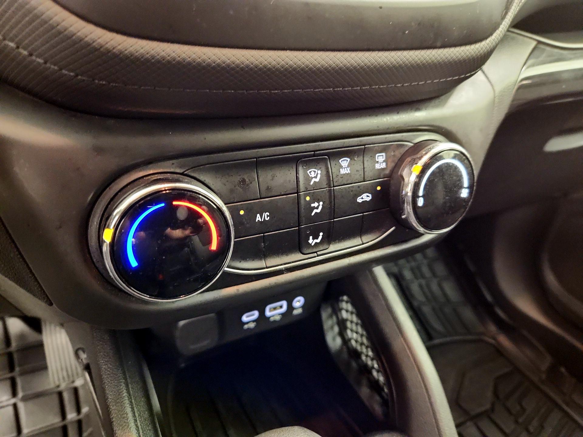 Thumbnail: 2021 Chevrolet TrailBlazer - 16