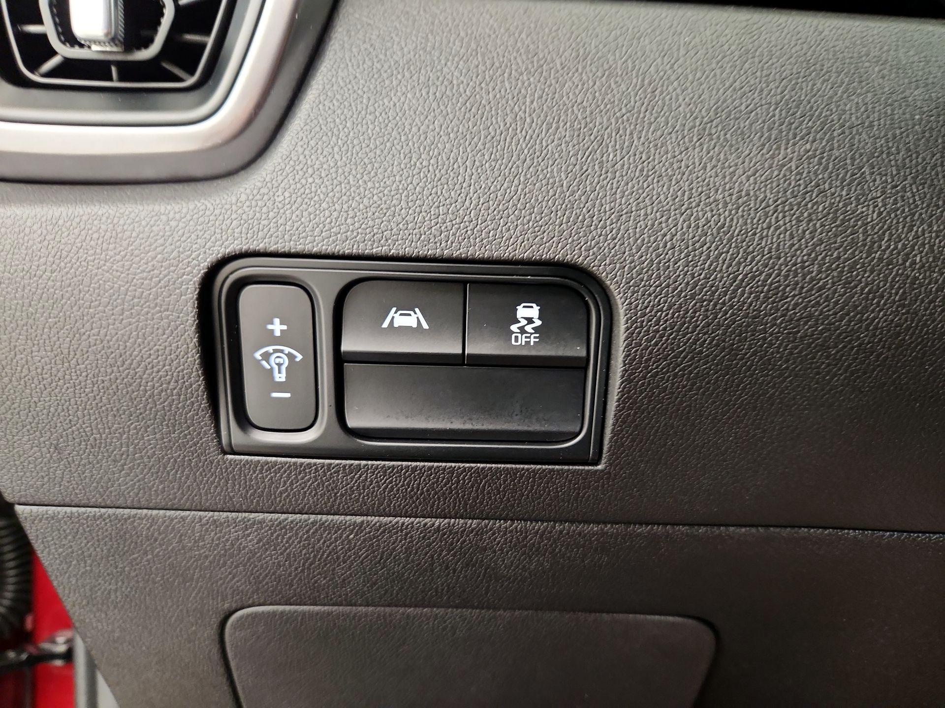 Thumbnail: 2023 Kia Sorento - 13