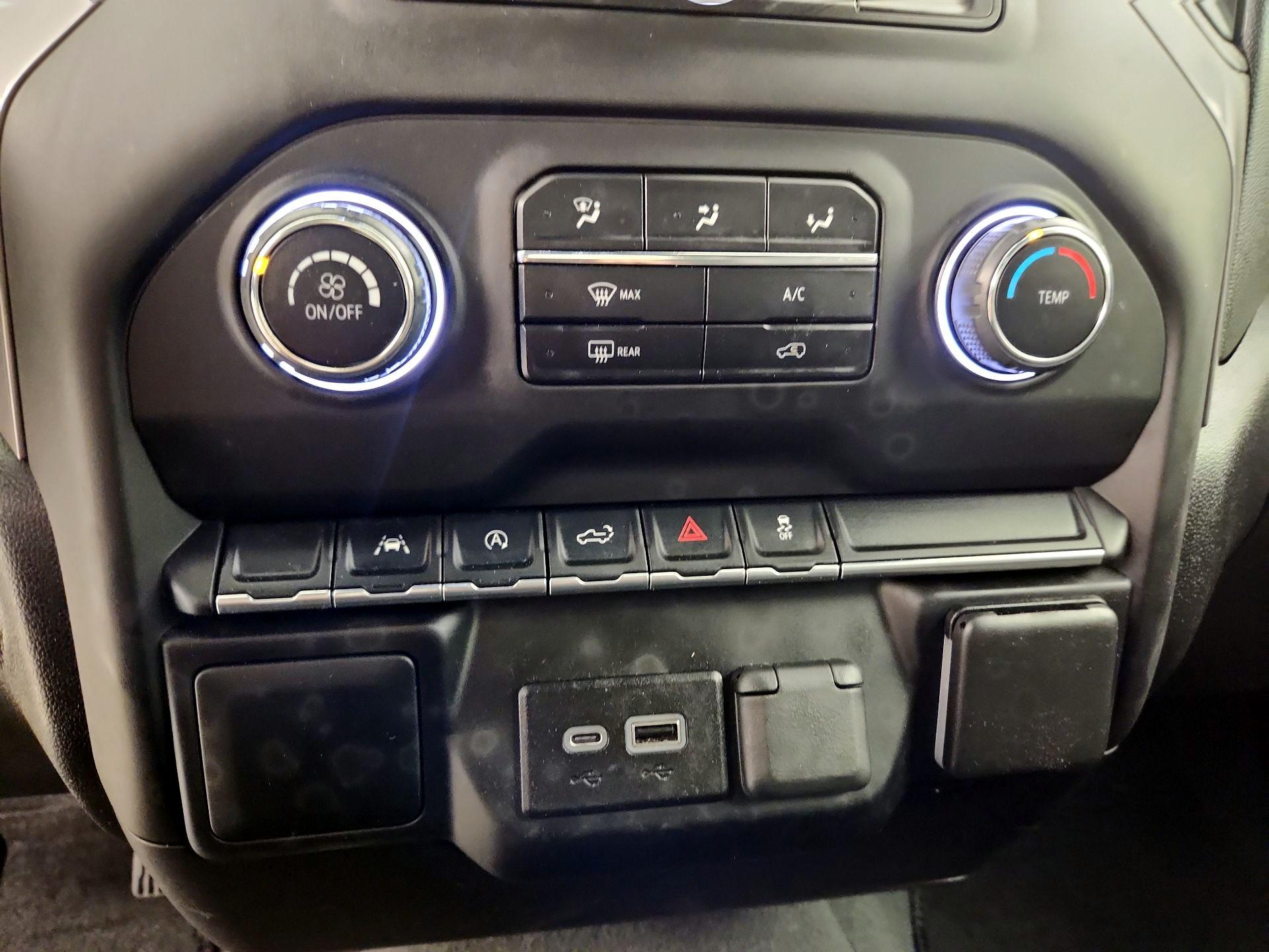 Thumbnail: 2022 Chevrolet Silverado 1500 - 16