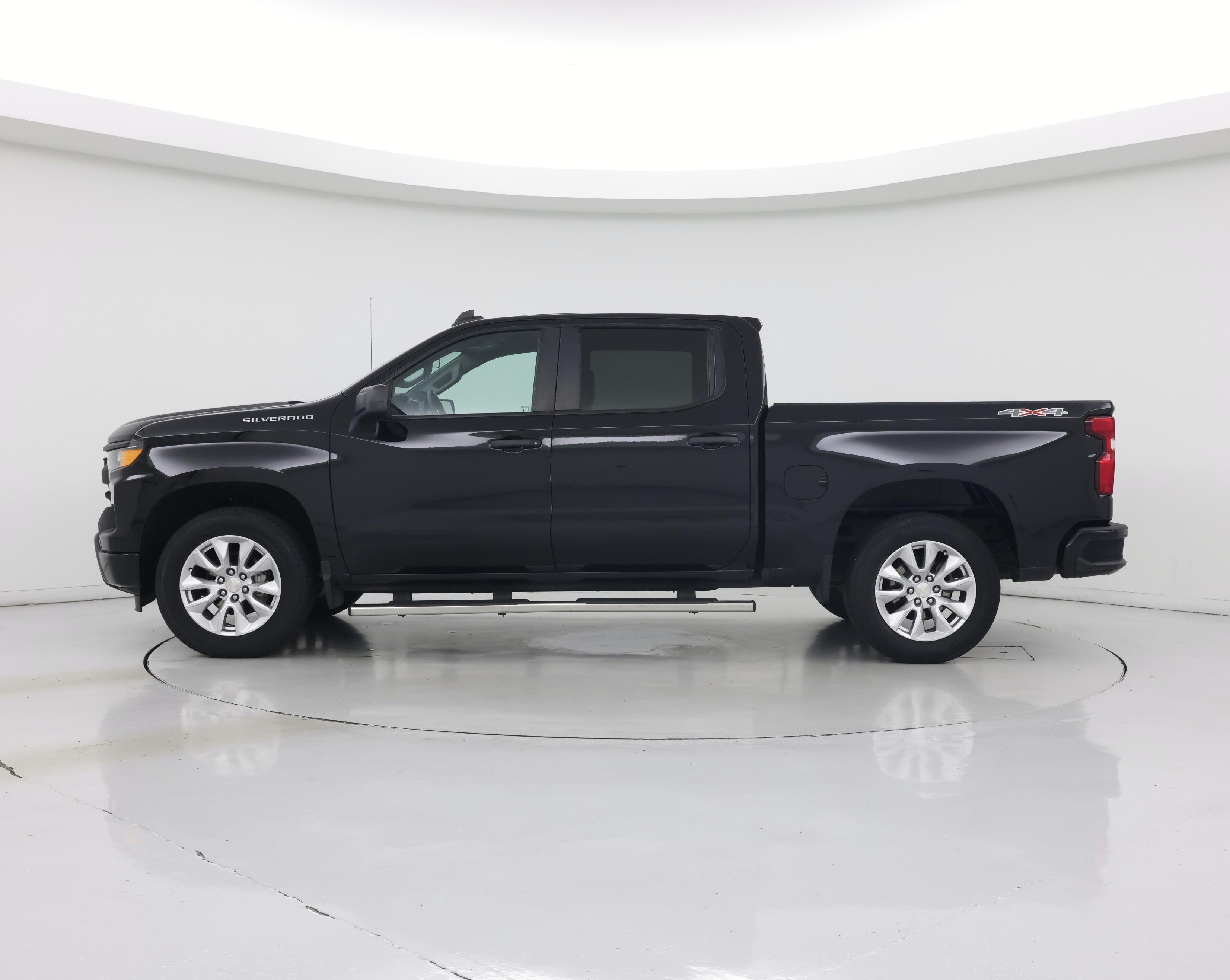 Thumbnail: 2022 Chevrolet Silverado 1500 - 3