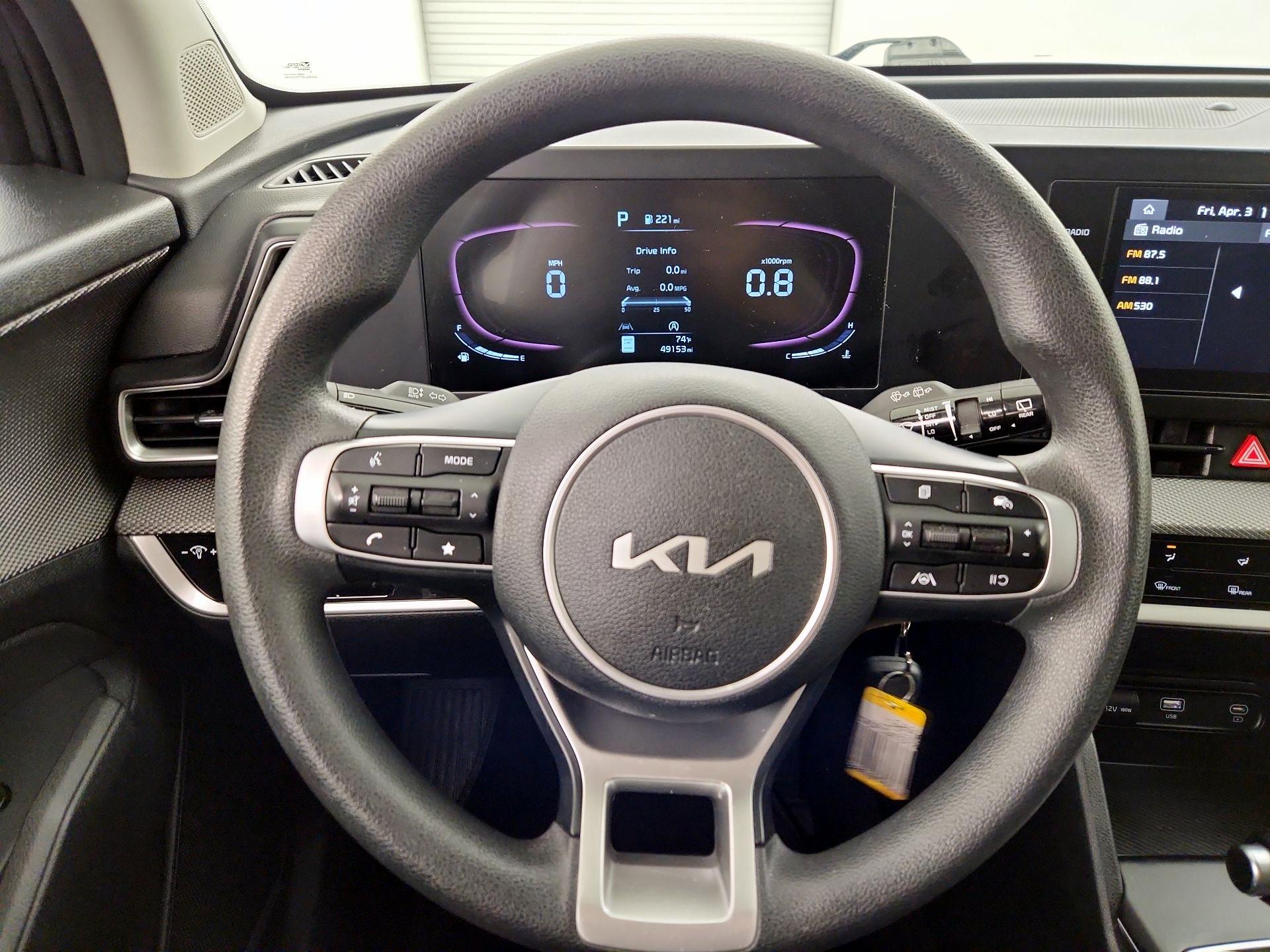 Thumbnail: 2023 Kia Sportage - 10