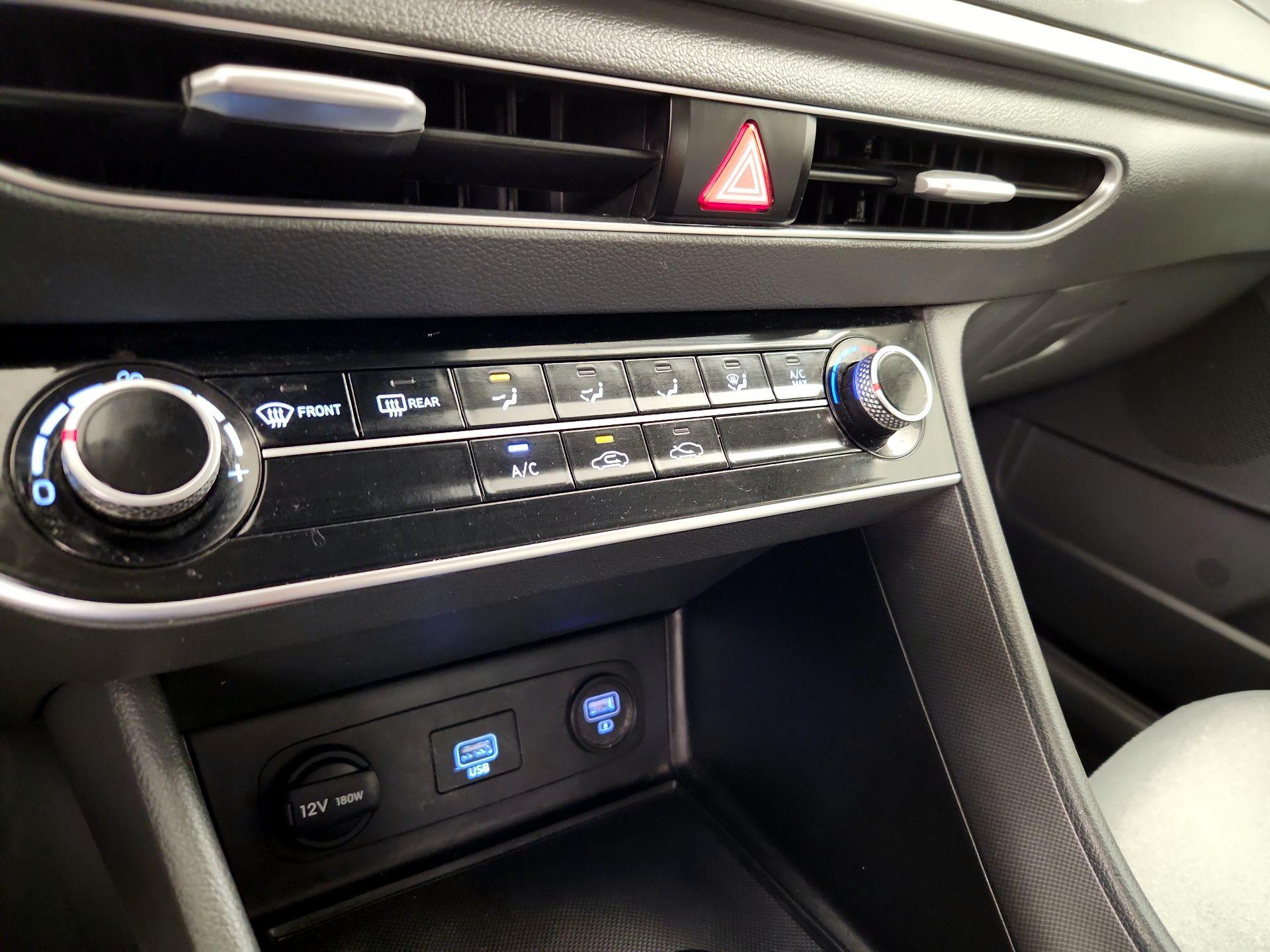 Thumbnail: 2022 Hyundai Sonata - 16