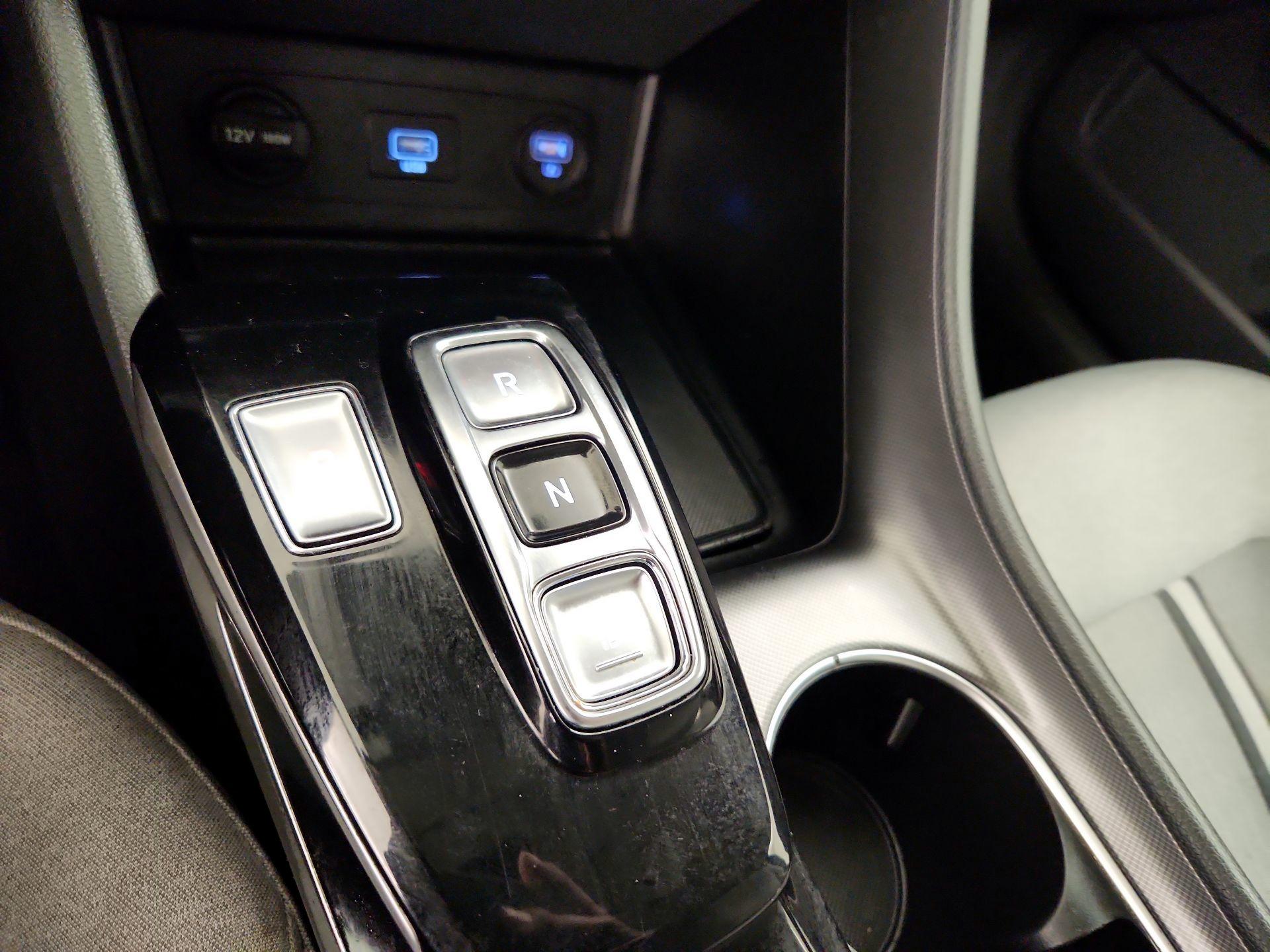 Thumbnail: 2022 Hyundai Sonata - 17