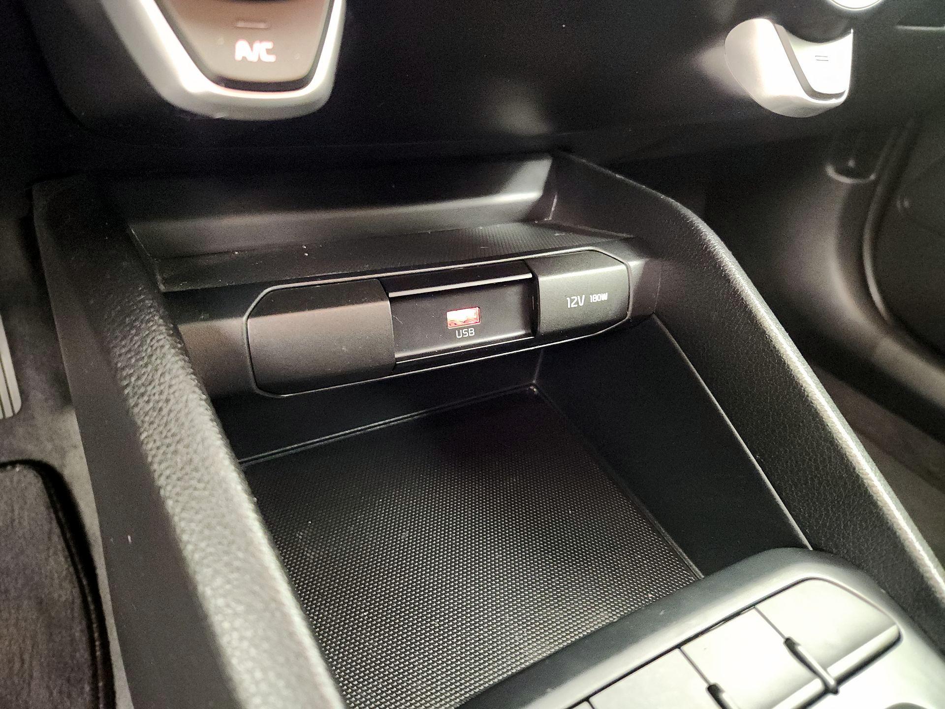 Thumbnail: 2022 Kia Rio5 - 18