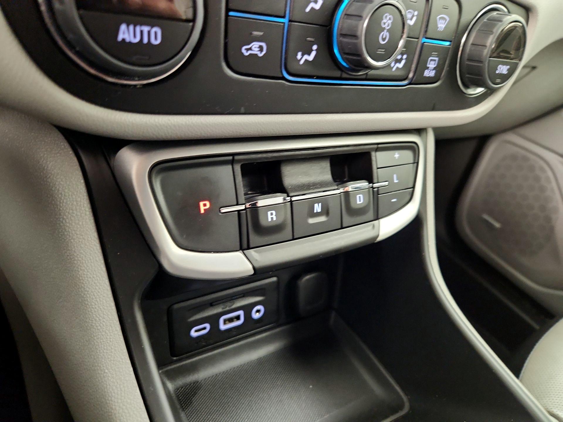Thumbnail: 2023 GMC Terrain - 18
