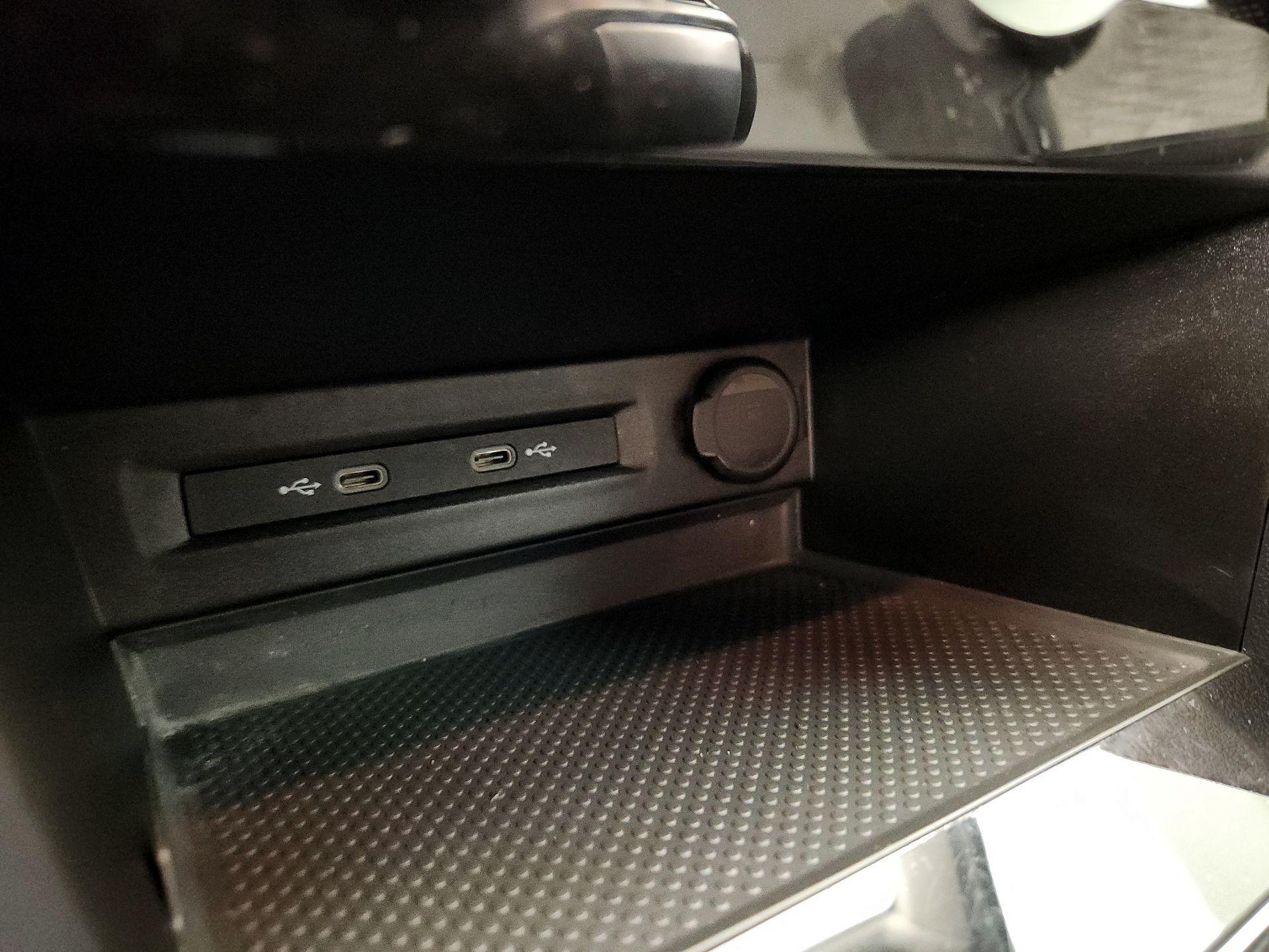 Thumbnail: 2024 Volkswagen Taos - 18