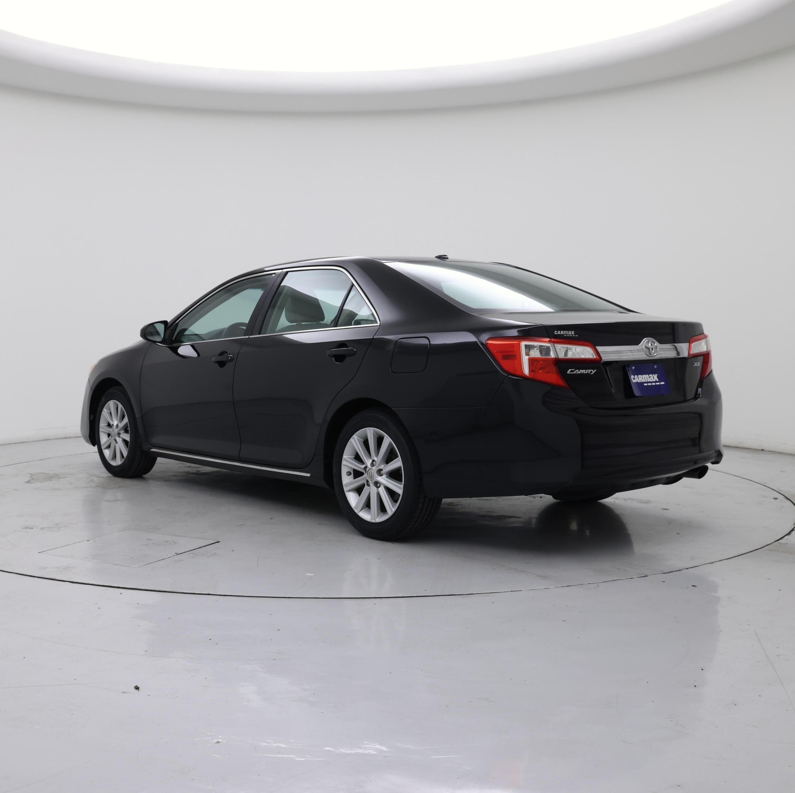 Thumbnail: 2014 Toyota Camry - 2