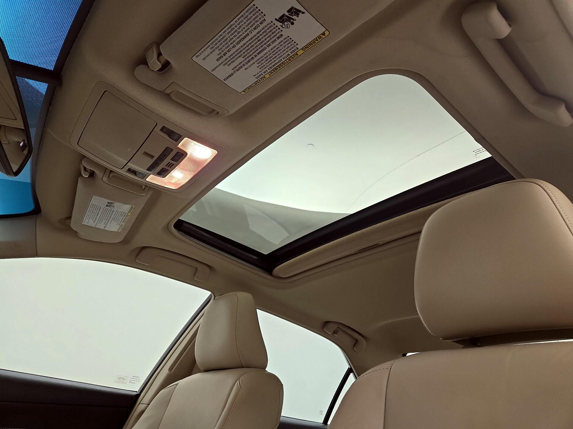 Thumbnail: 2014 Toyota Camry - 19