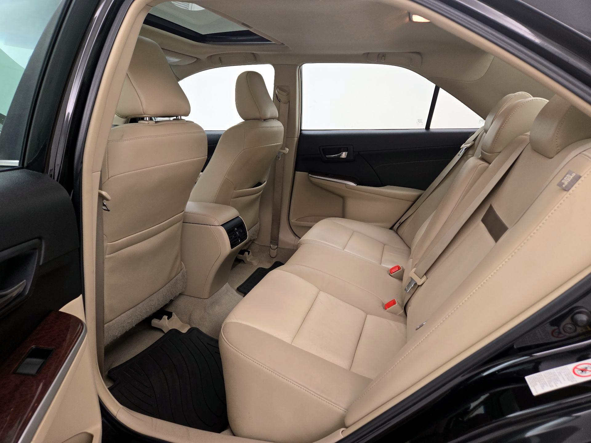 Thumbnail: 2014 Toyota Camry - 20