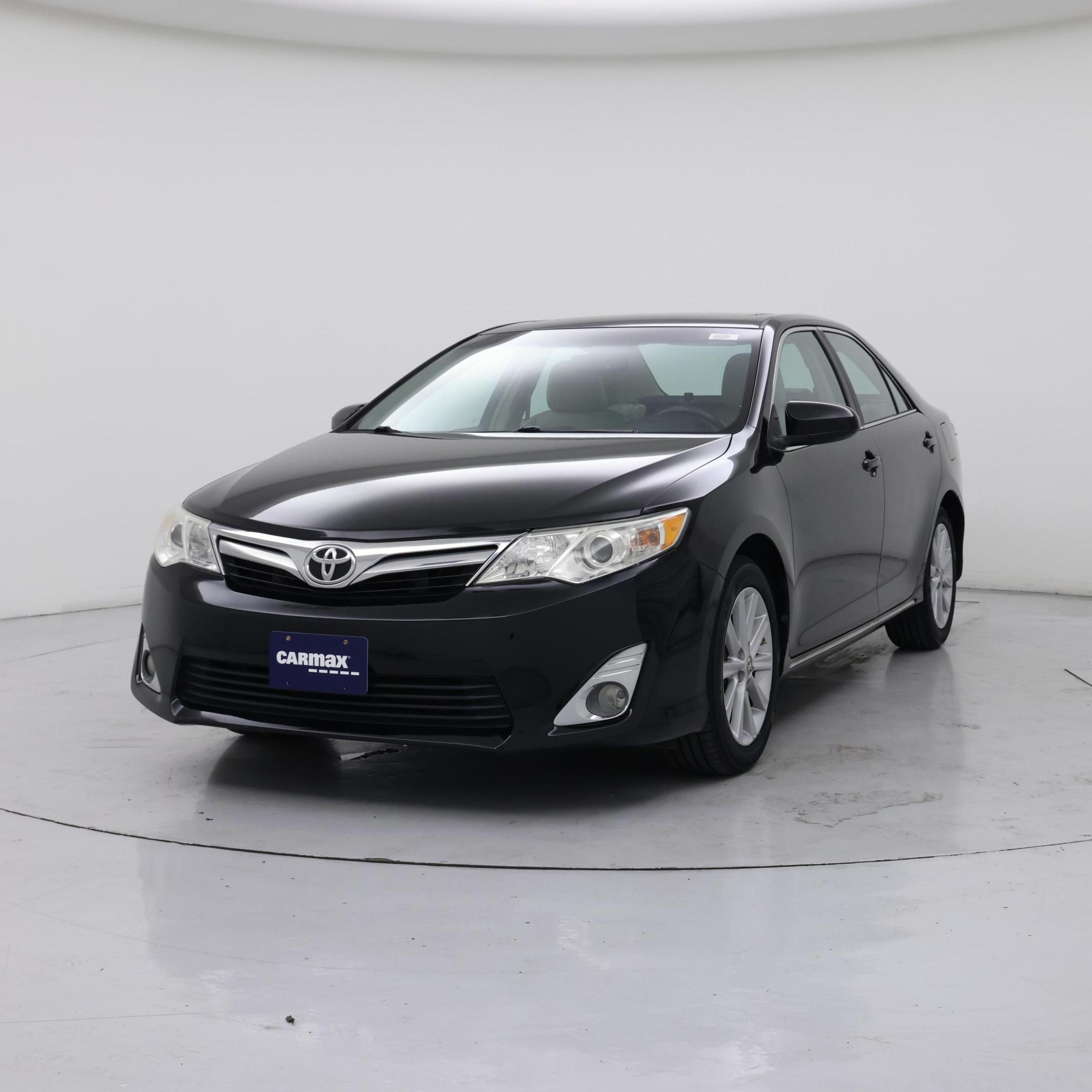 Thumbnail: 2014 Toyota Camry - 4