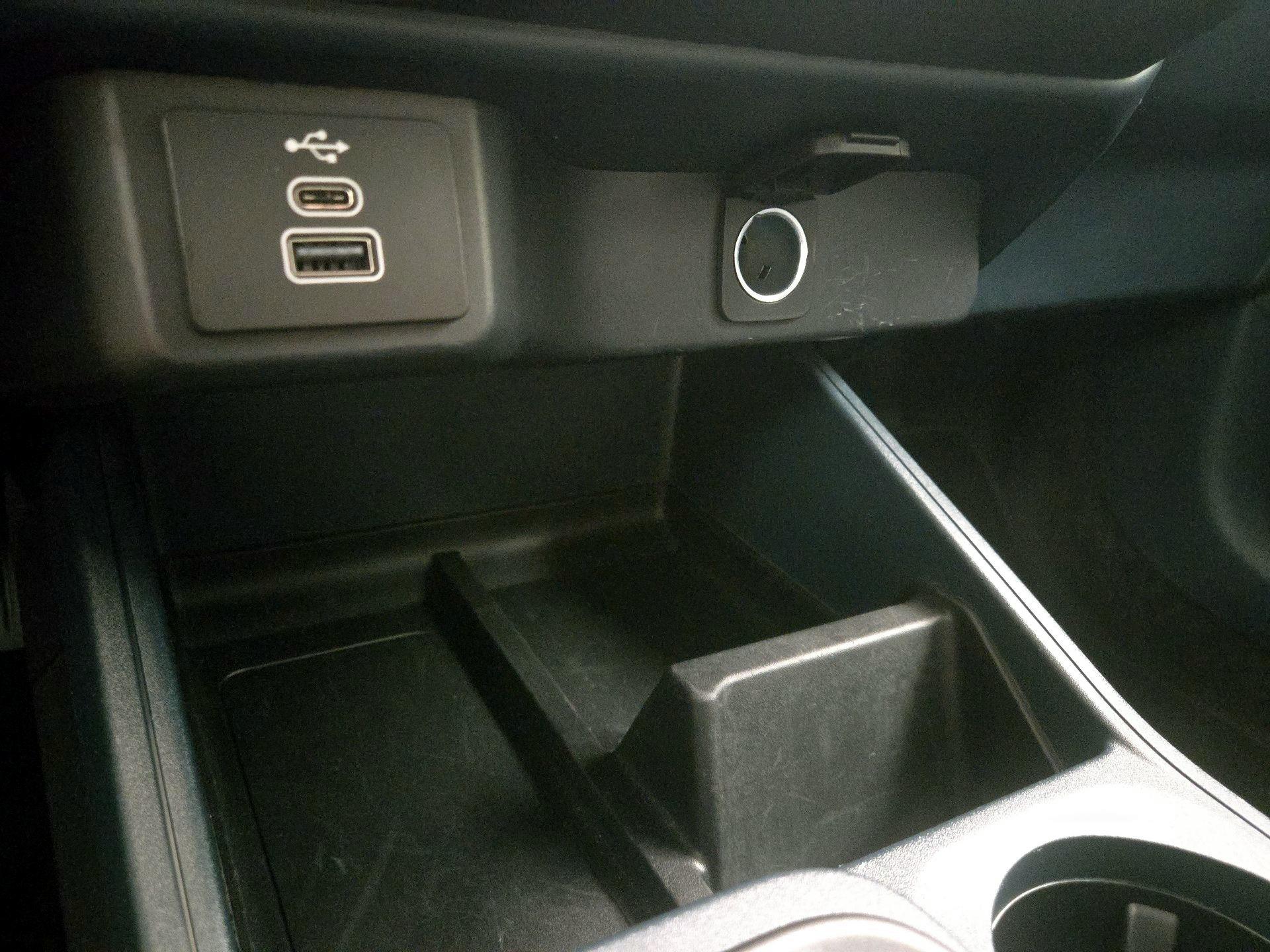 Thumbnail: 2025 Ford Maverick - 19