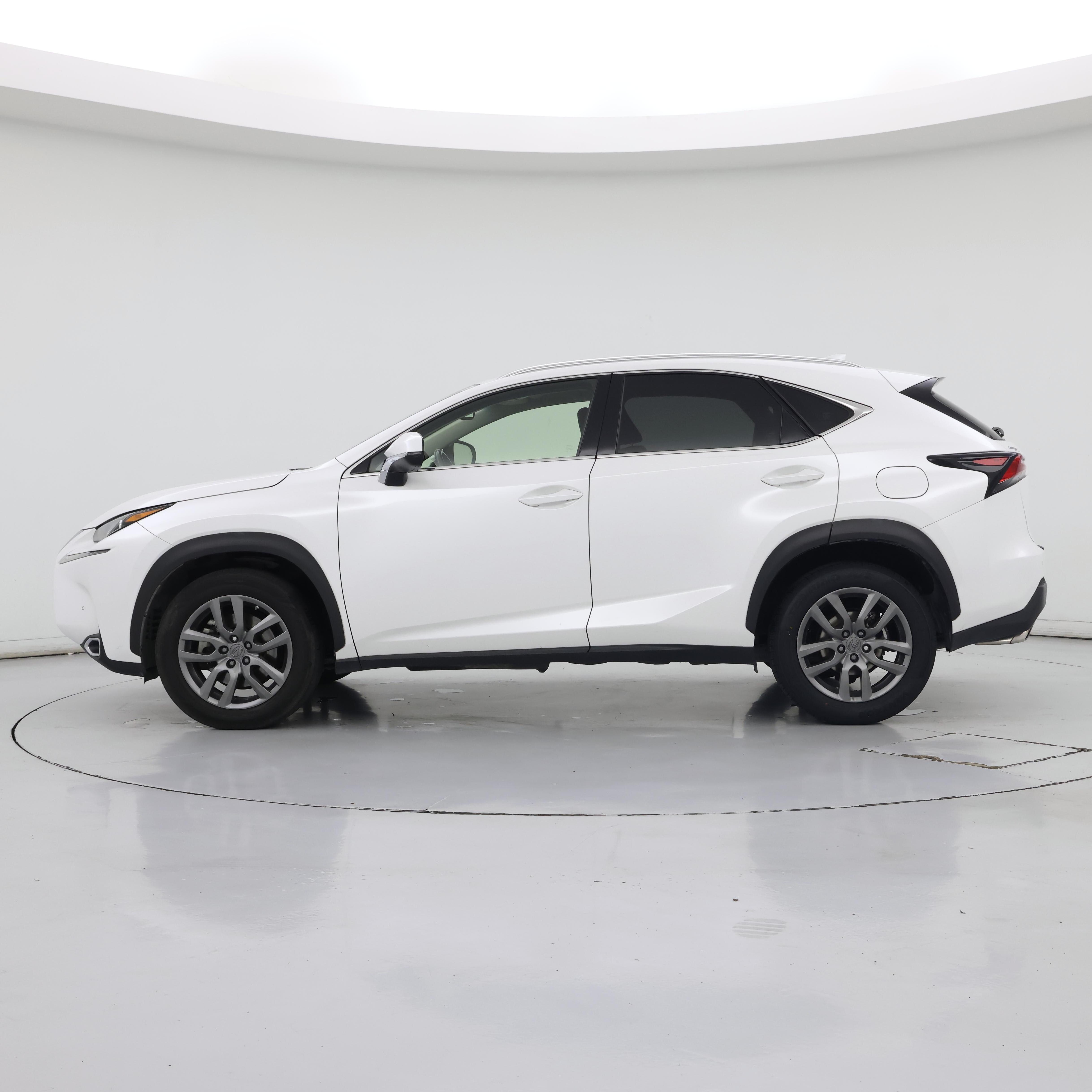 Thumbnail: 2016 Lexus NX - 3