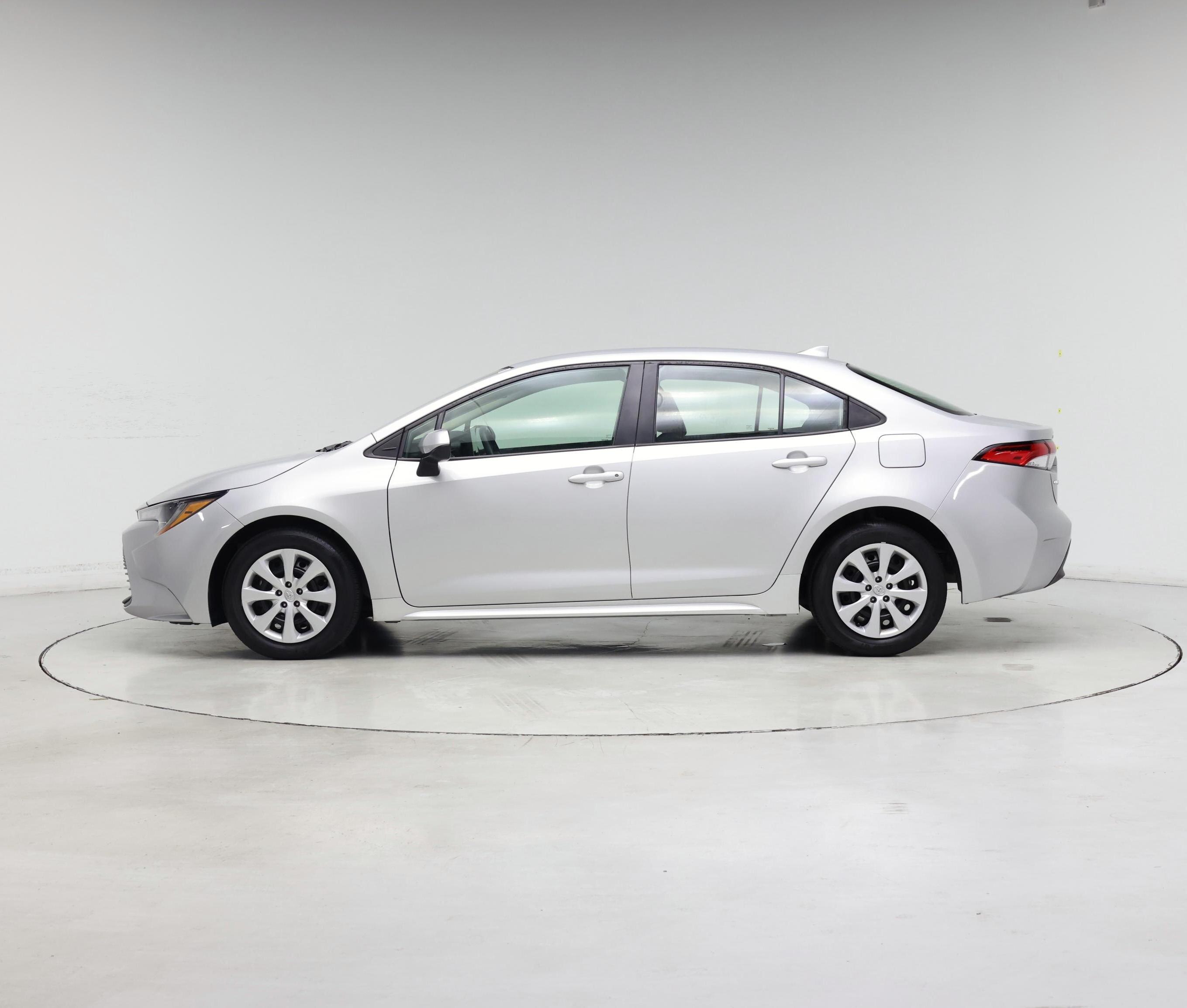 Thumbnail: 2024 Toyota Corolla - 3