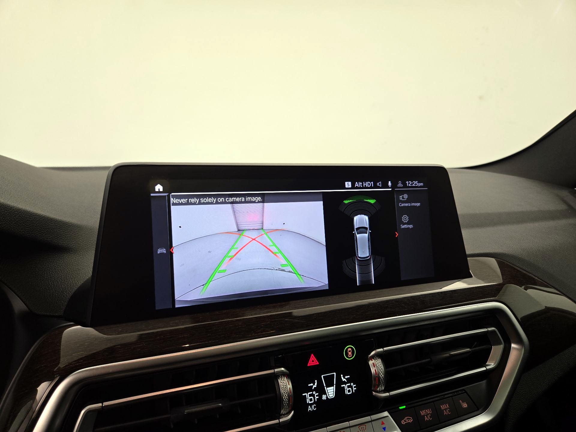 Thumbnail: 2023 BMW X3 - 15