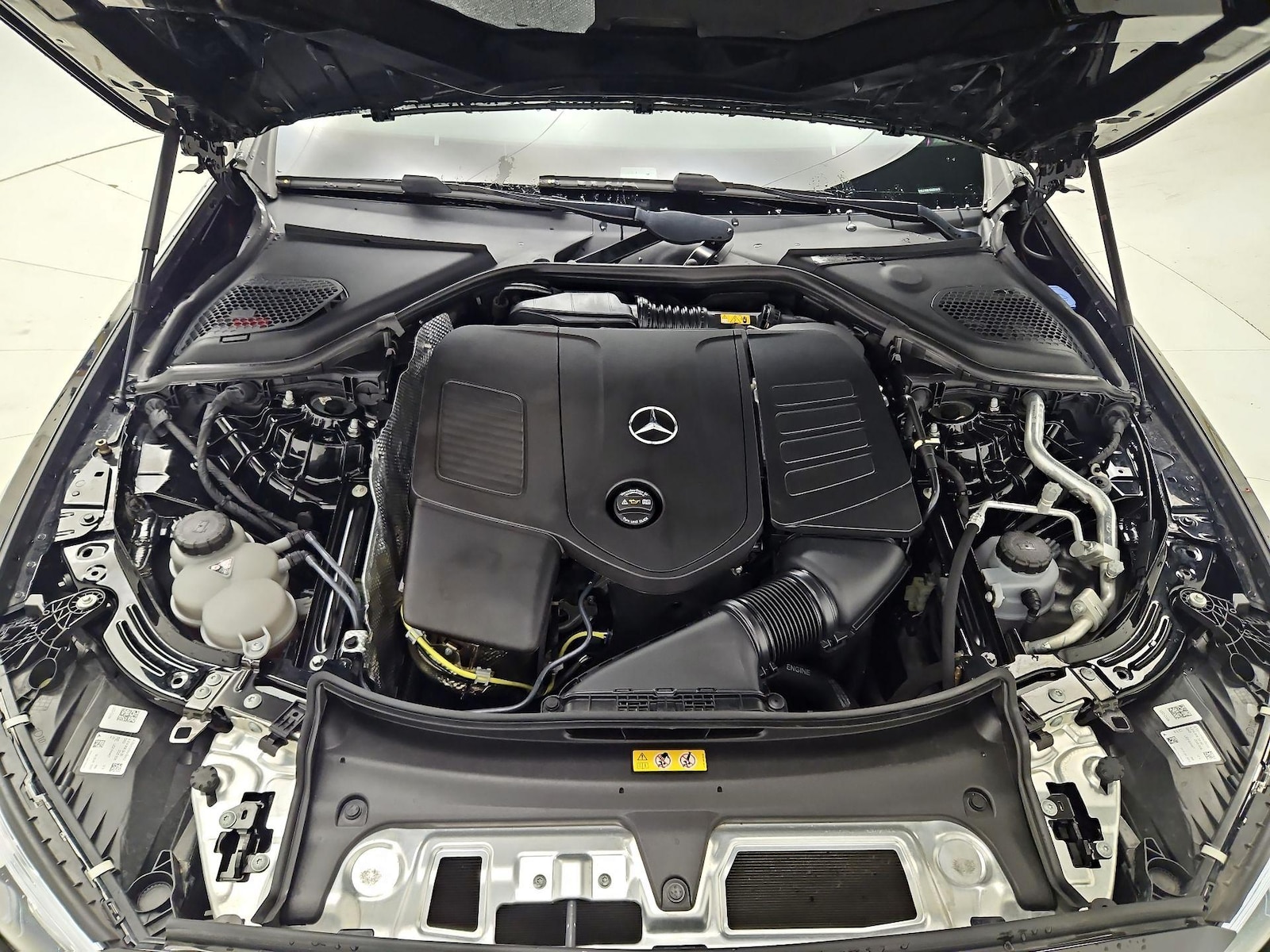 2024 Mercedes-Benz E-Class E350 - Photo 21