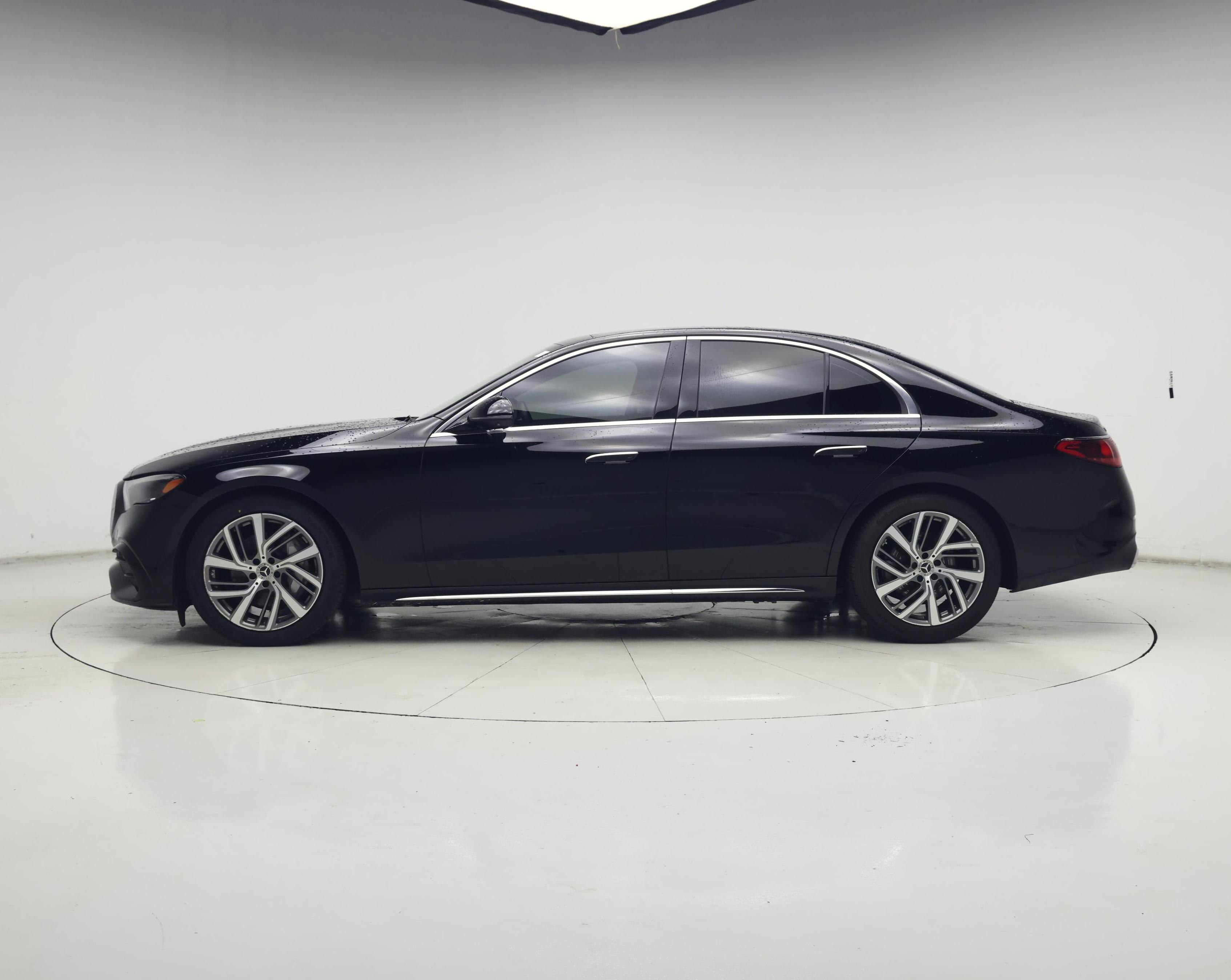 Thumbnail: 2024 Mercedes-Benz E-Class - 3
