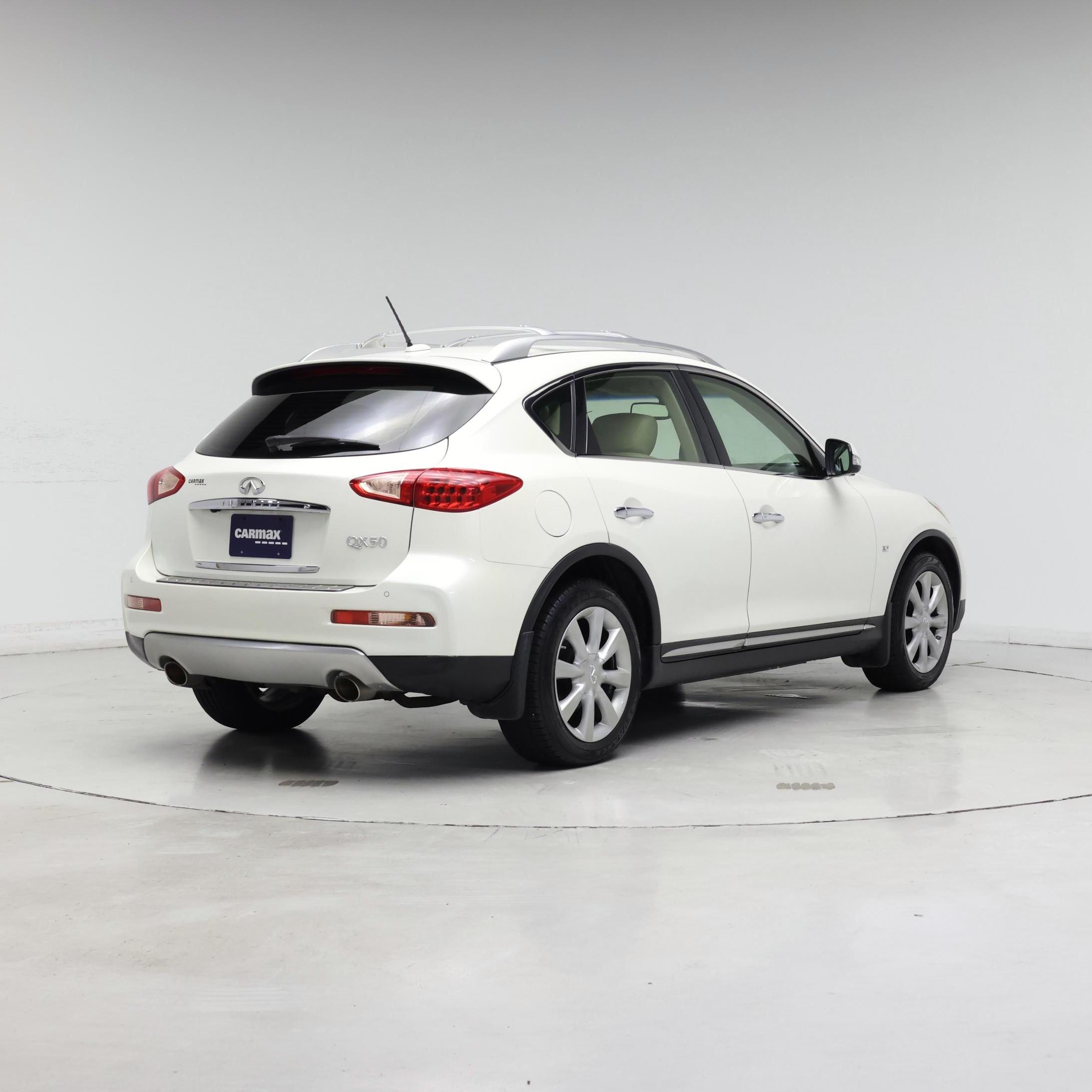 Thumbnail: 2016 INFINITI QX50 - 8