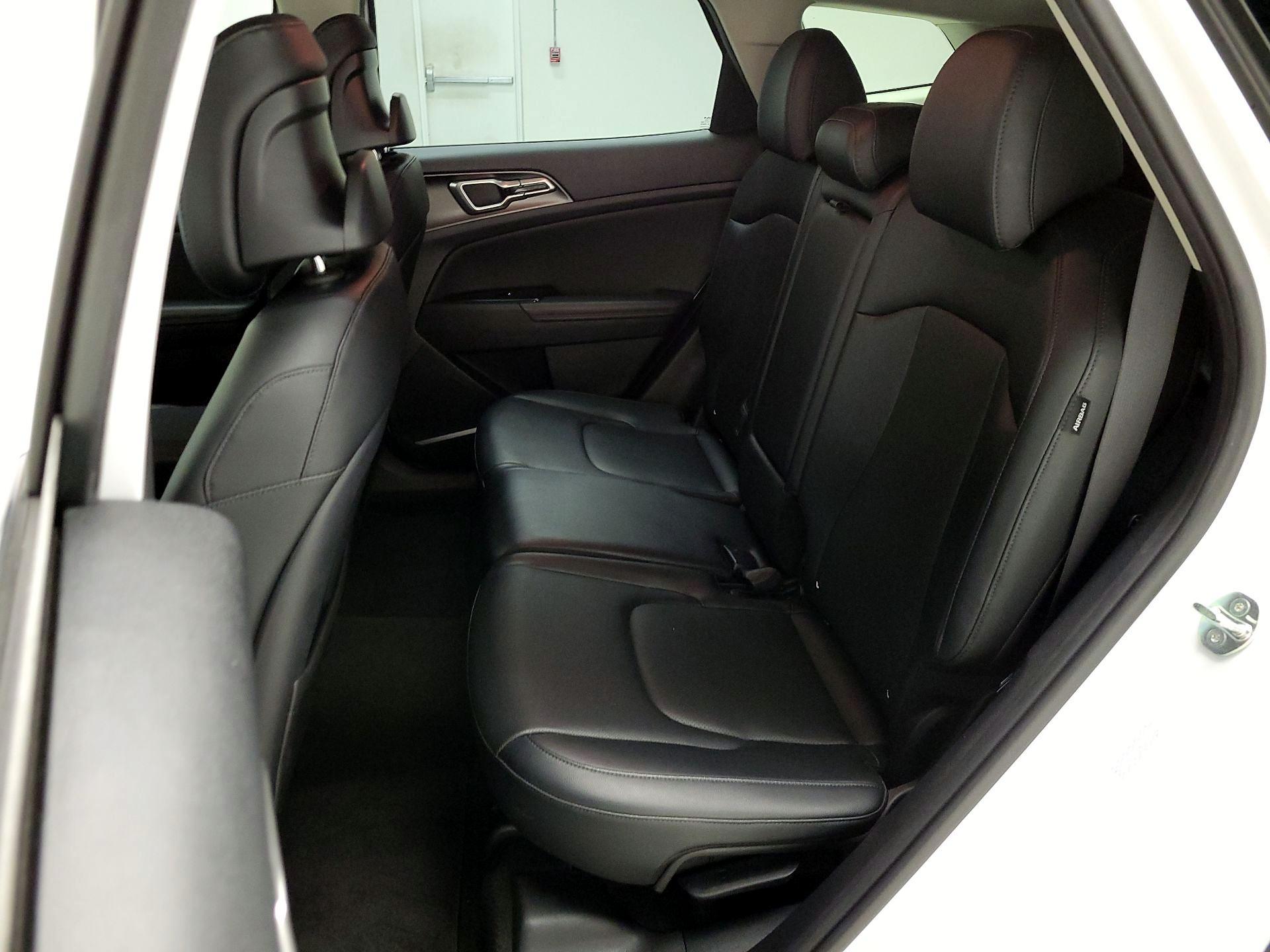 Thumbnail: 2024 Kia Sportage - 20
