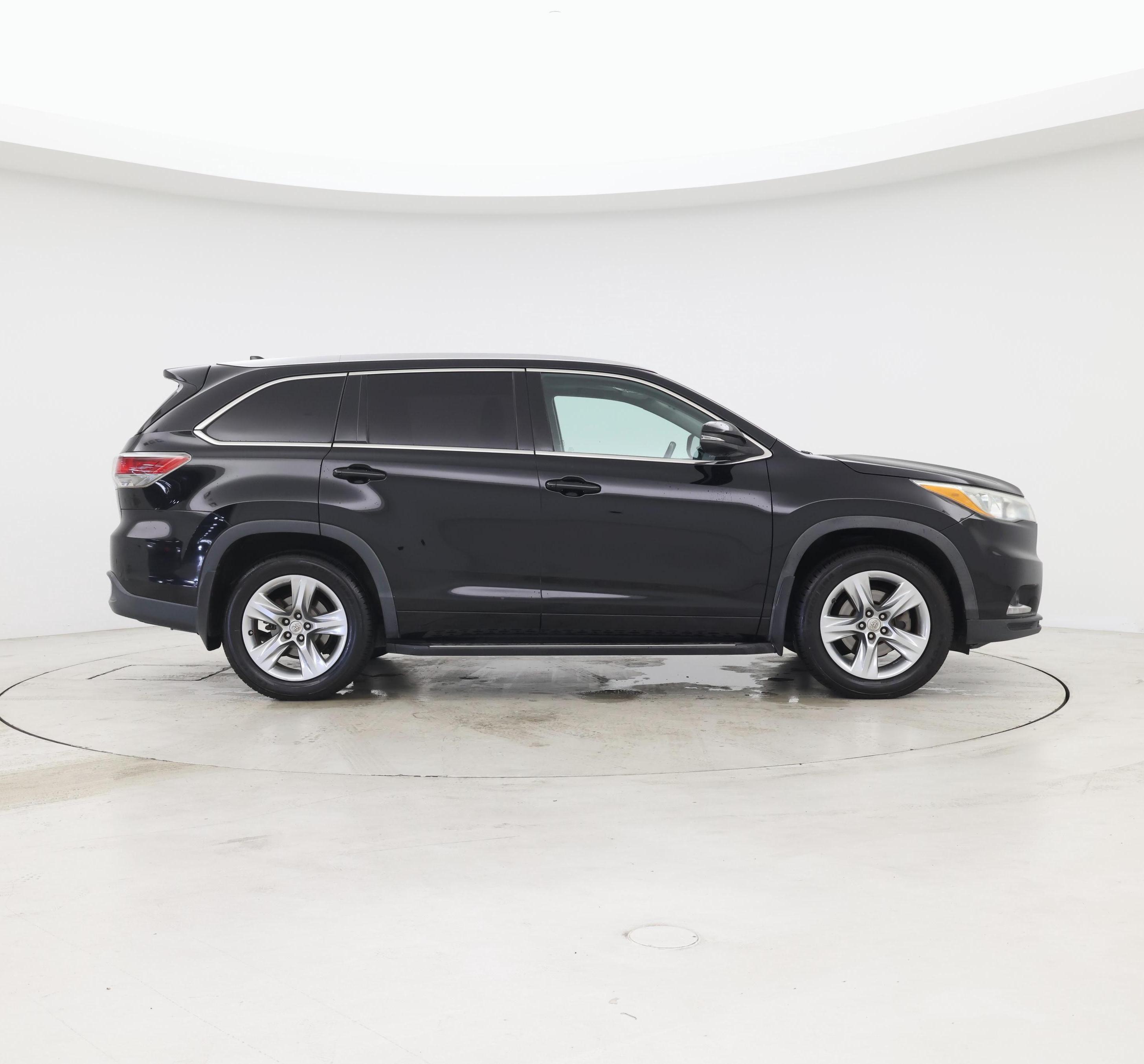Thumbnail: 2015 Toyota Highlander - 7